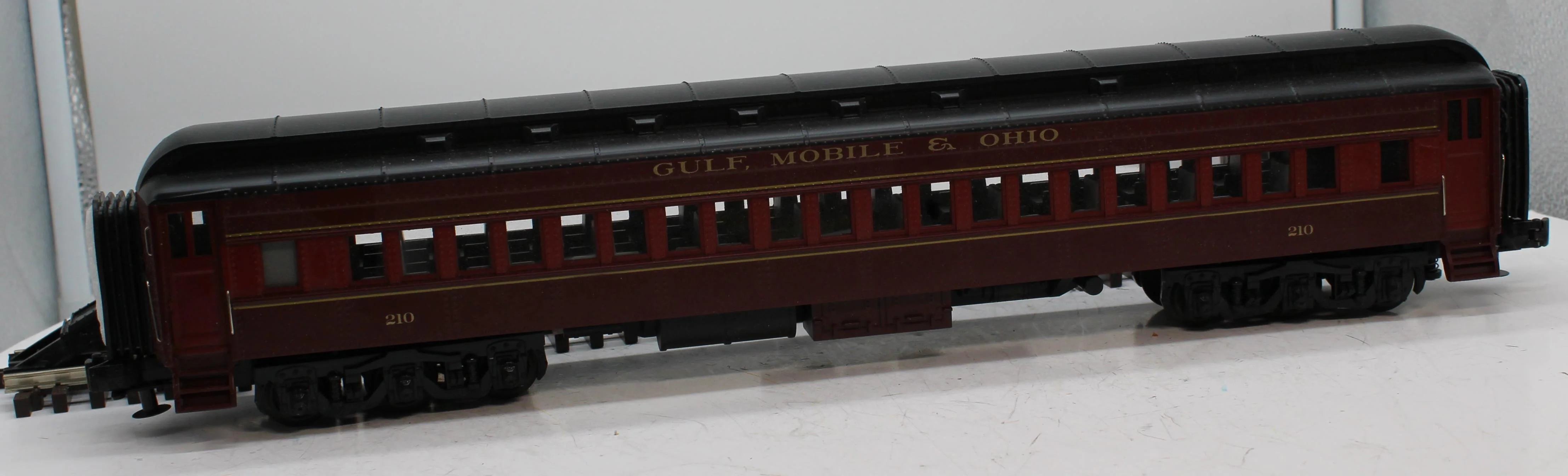 MTH Premier 20-4056 Gulf Mobile & Ohio 5-Car 70' Madison Passenger Set O SCALE Like New - Image 6