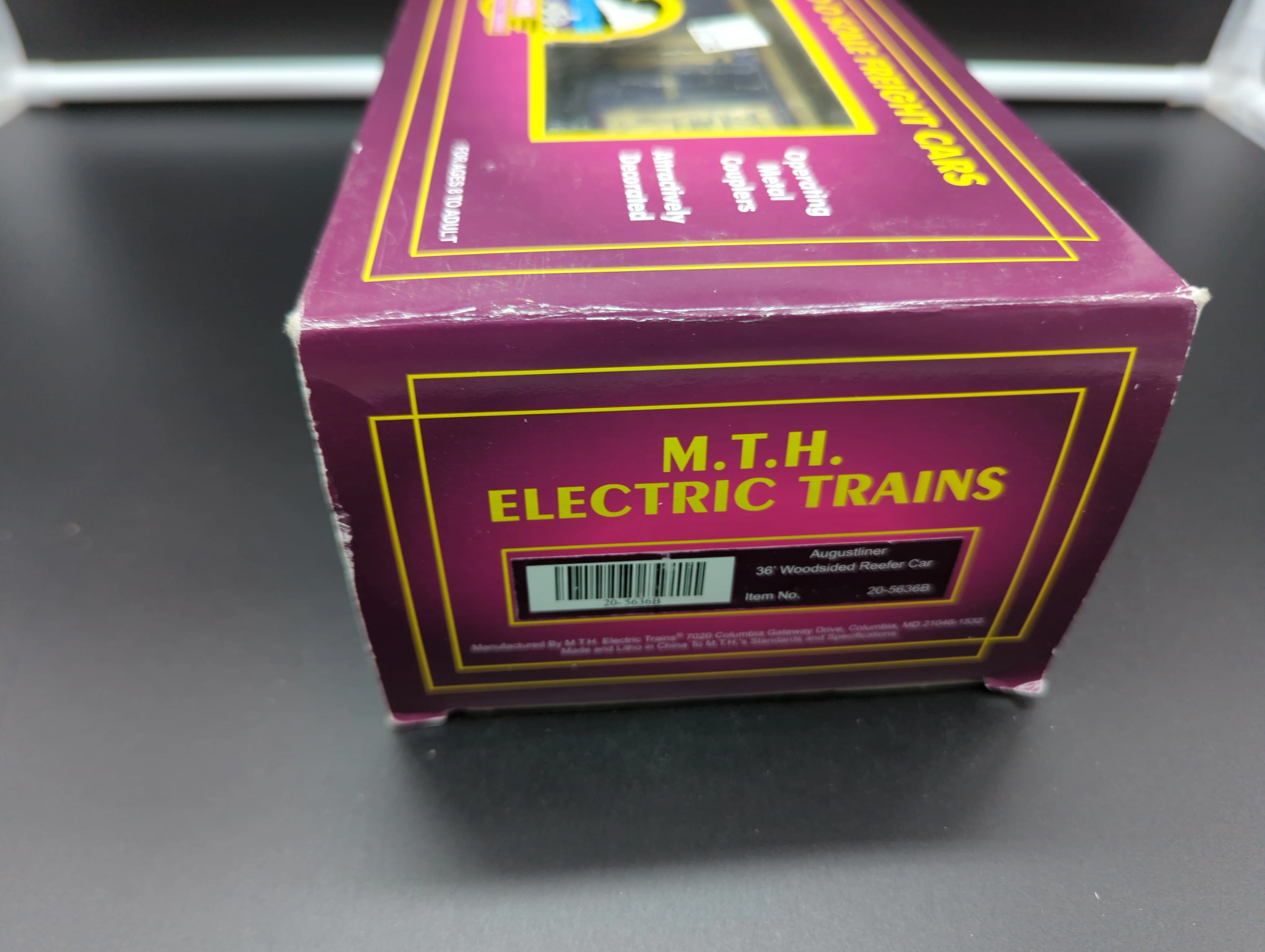 MTH Premier 20-5636b Pittsburgh Augustiner Lager Beer 36' Woodsided Reefer Car O SCALE NEW - Image 7