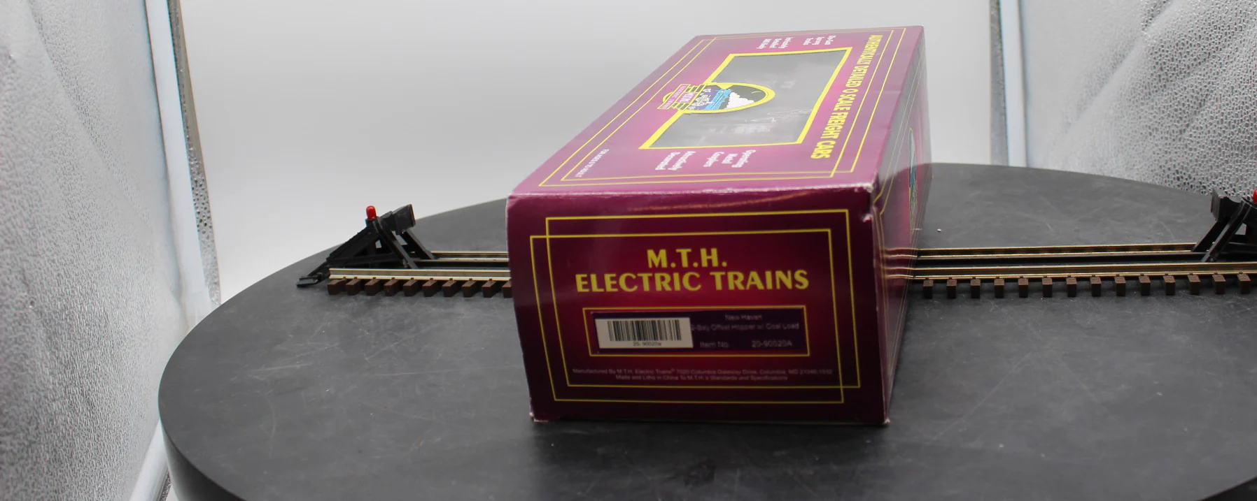 MTH Premier 20-90020A New Haven 2 Bay Offset Hopper w/ Coal Load O SCALE. Like New - Image 3