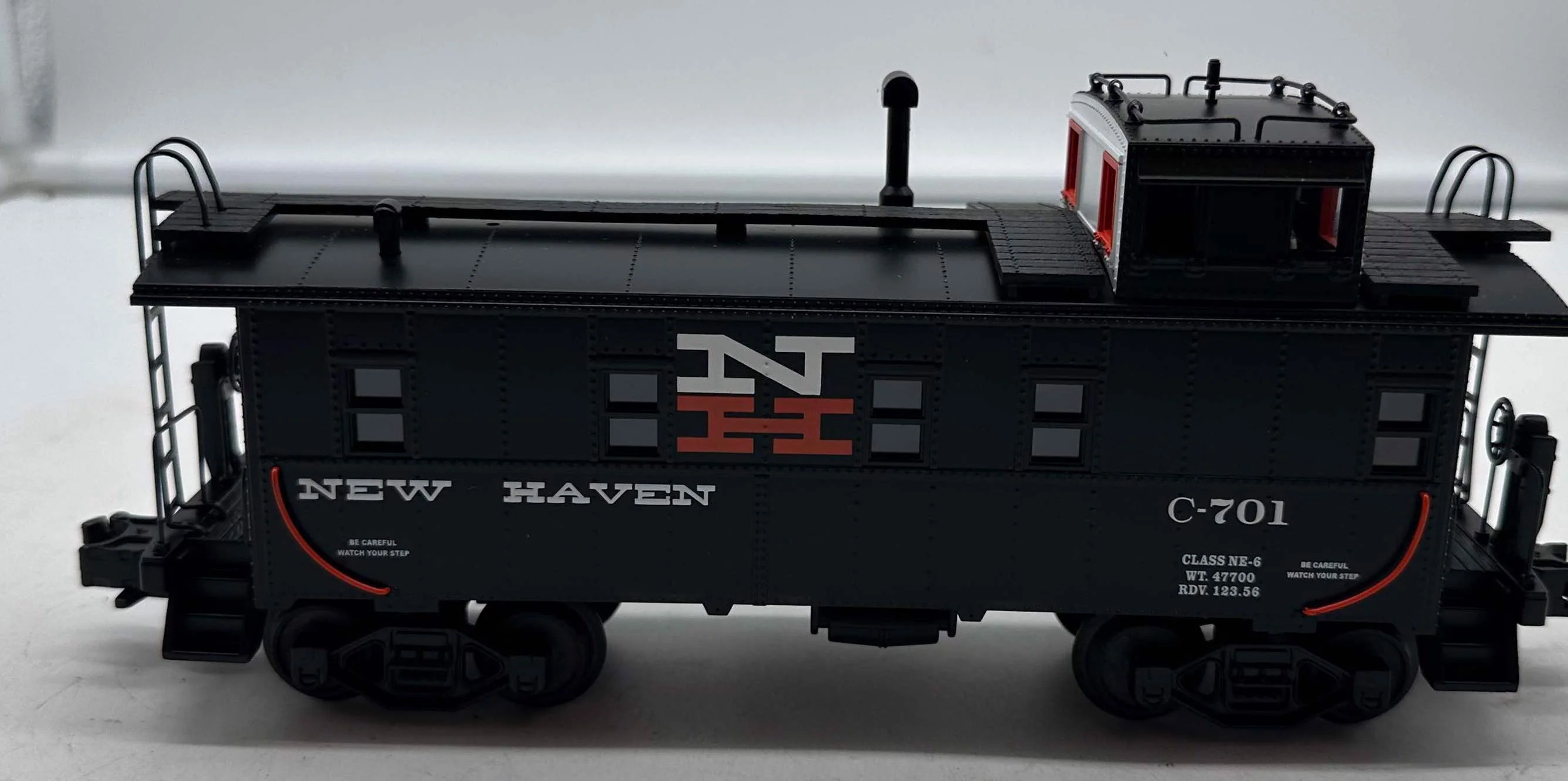 MTH Premier 20-90020f New Haven Caboose O Scale Like New - Image 2
