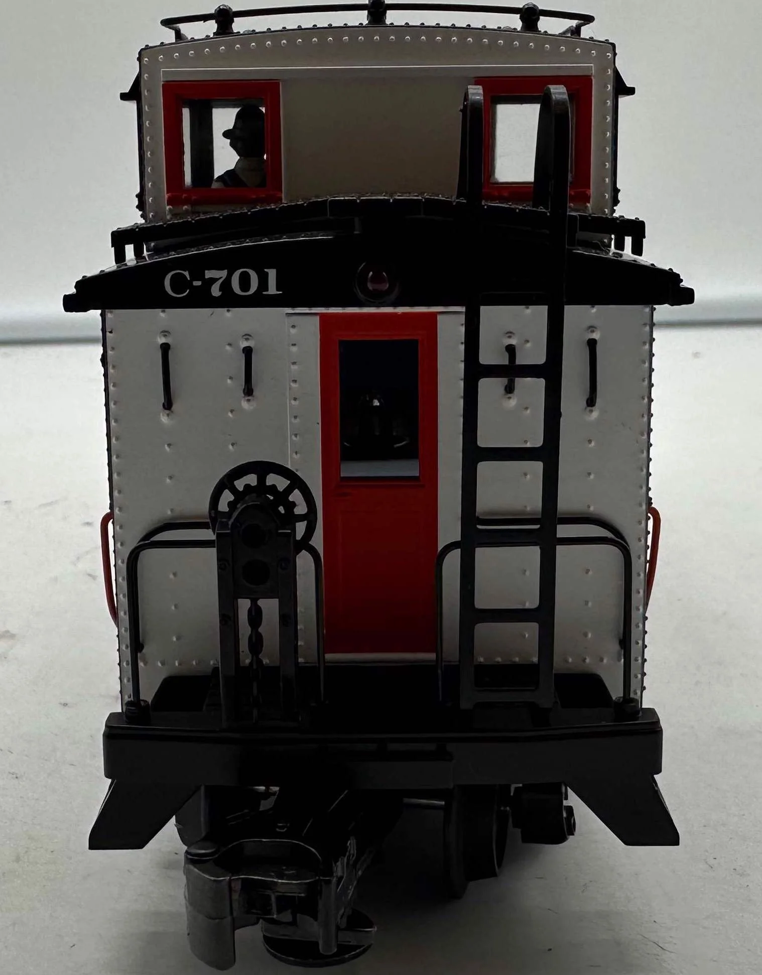 MTH Premier 20-90020f New Haven Caboose O Scale Like New - Image 4