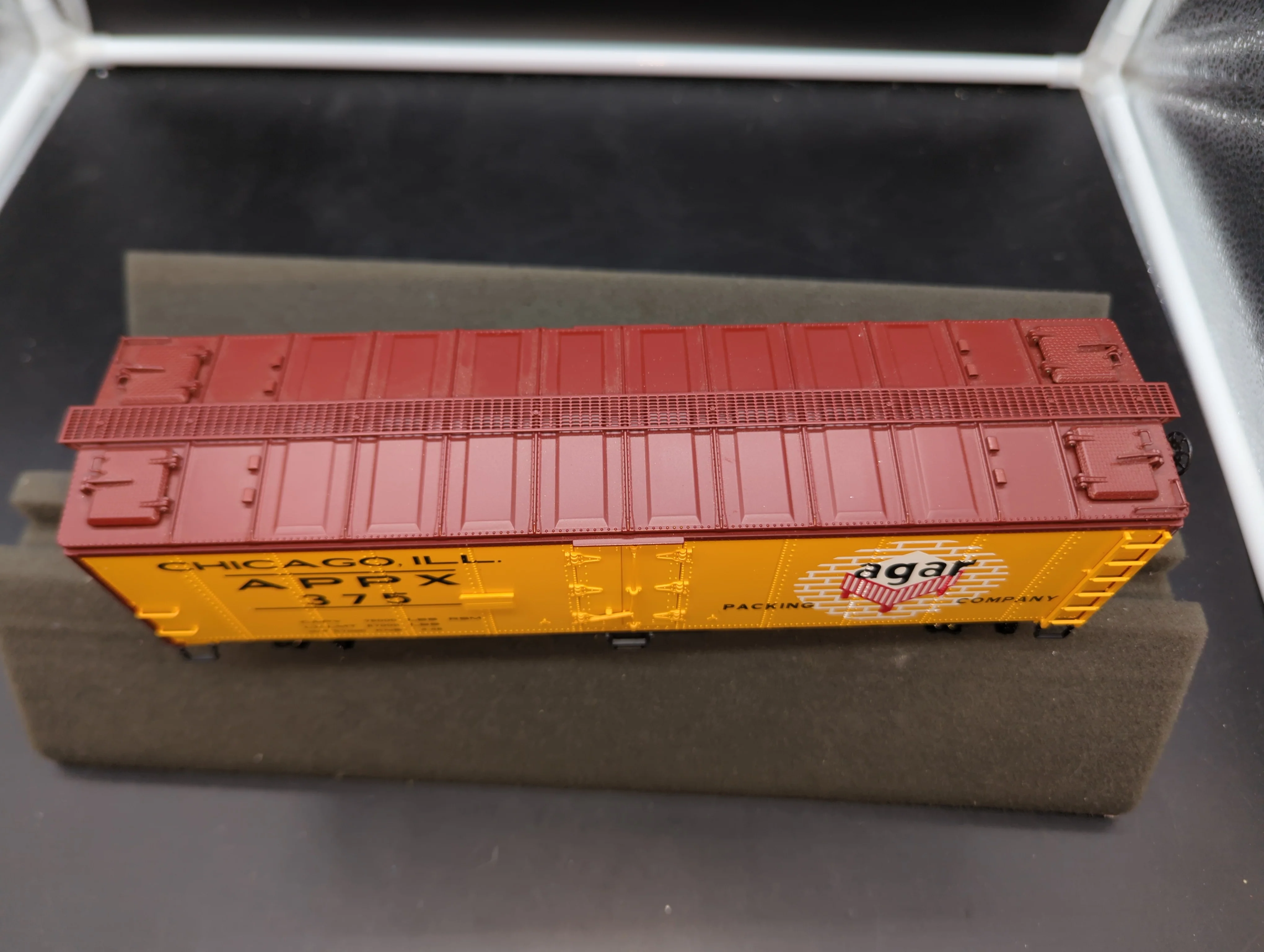 MTH Premier 20-90224B Agar Packing Co. 40' Steel Sided Reefer Car #375 O SCALE Like New - Image 2