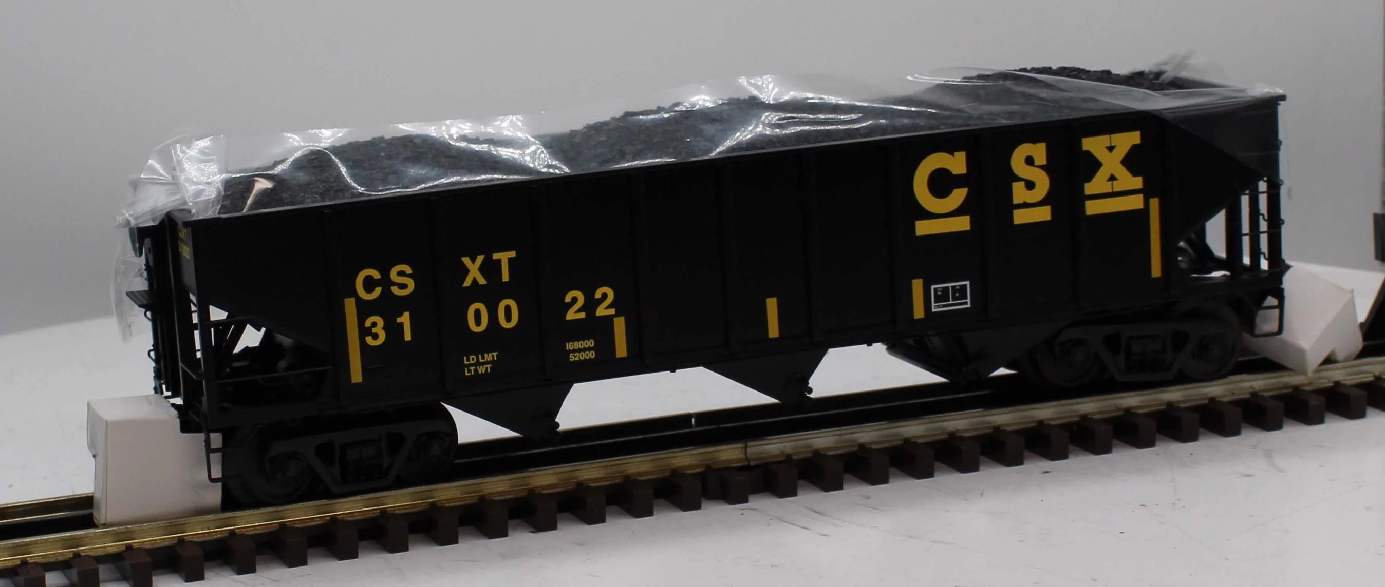 MTH Premier 20-90654D CSX 70-ton 3-Bay Hopper Car #310022 O SCALE Like New limited - Image 4