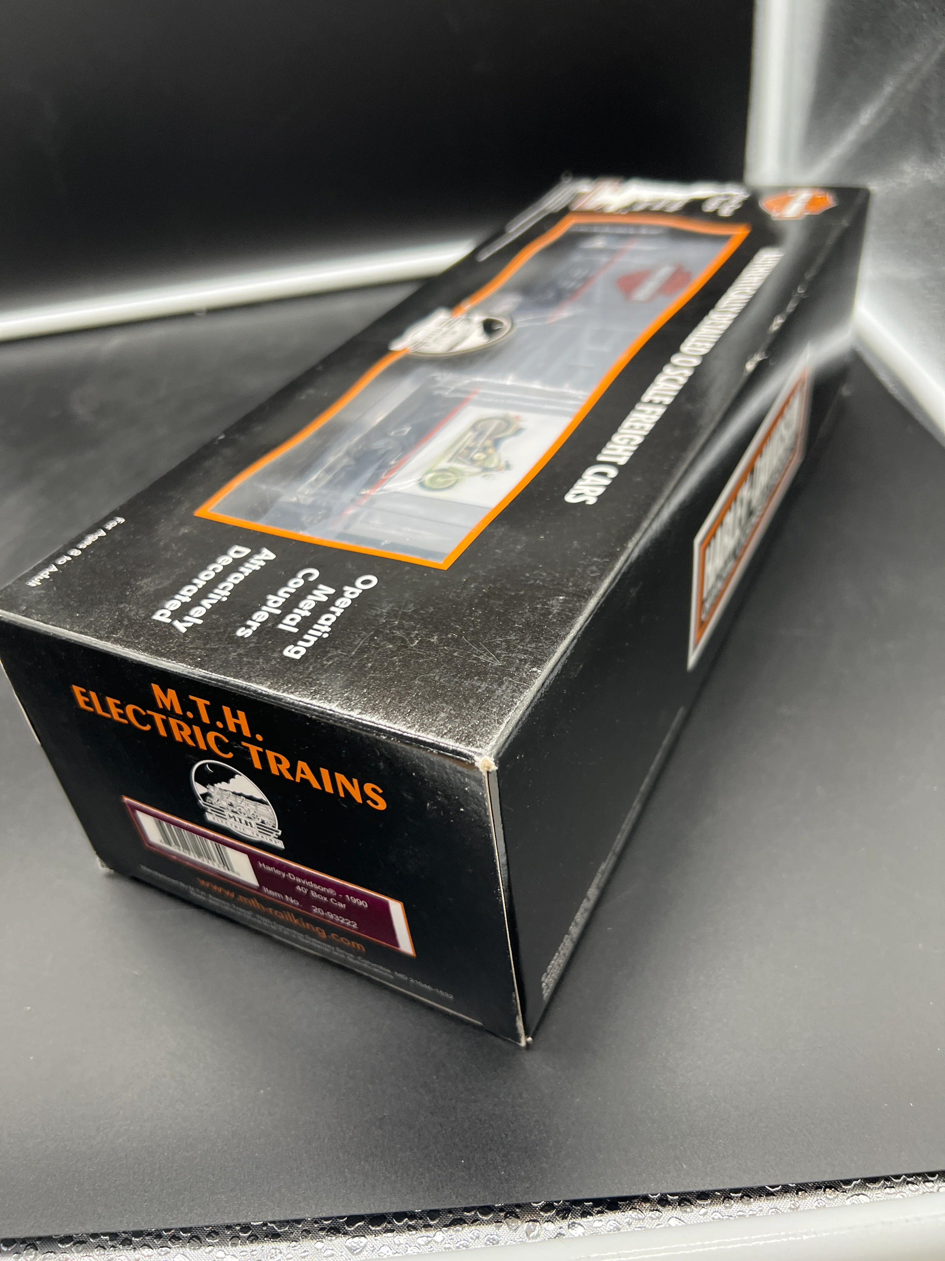 MTH Premier 20-93222 Harley-Davidson Box Car #1990. O SCALE NEW - Image 4