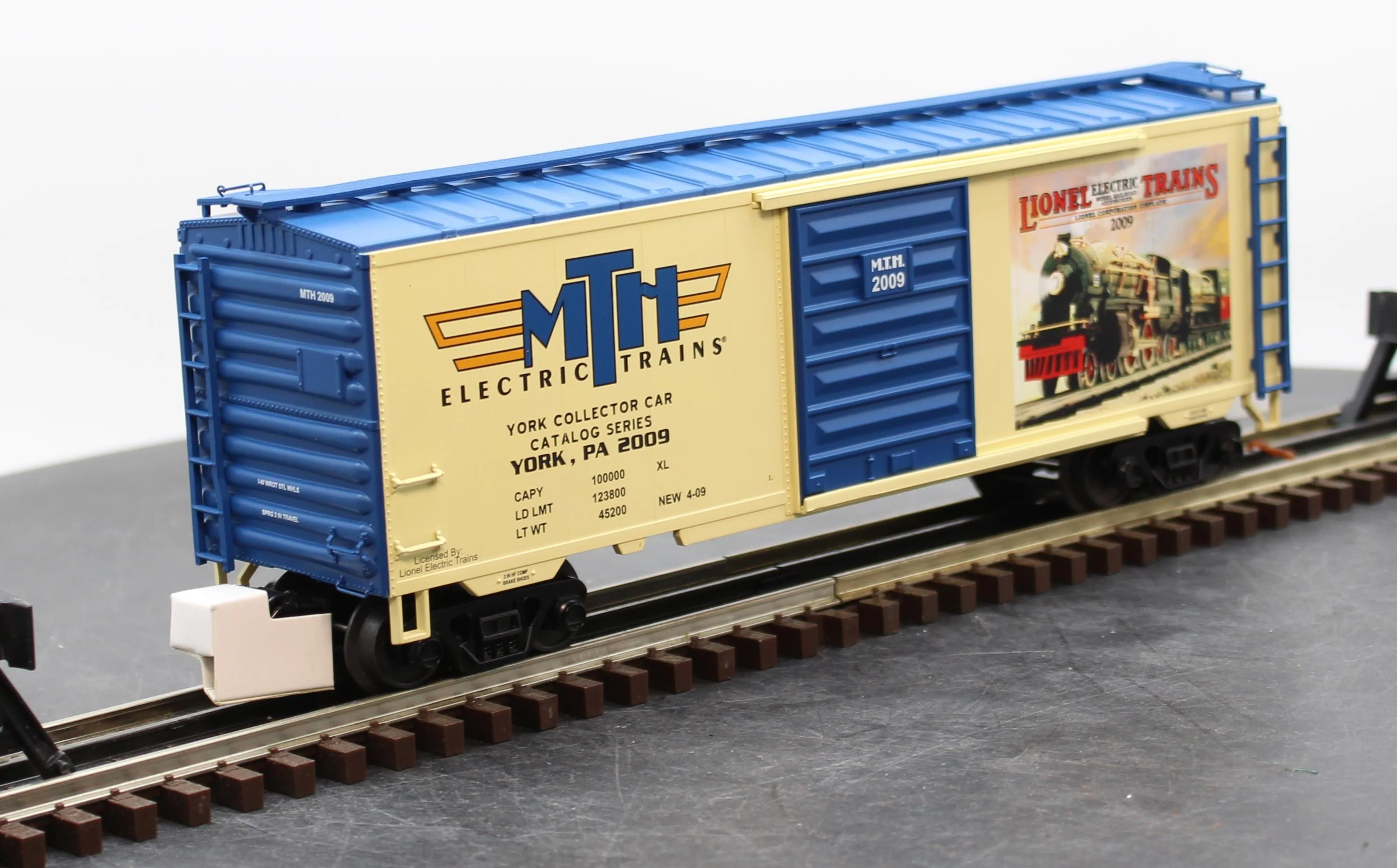 MTH Premier 20-93458 TCA Spring York 2009 40' Box Car O SCALE NEW - Image 5