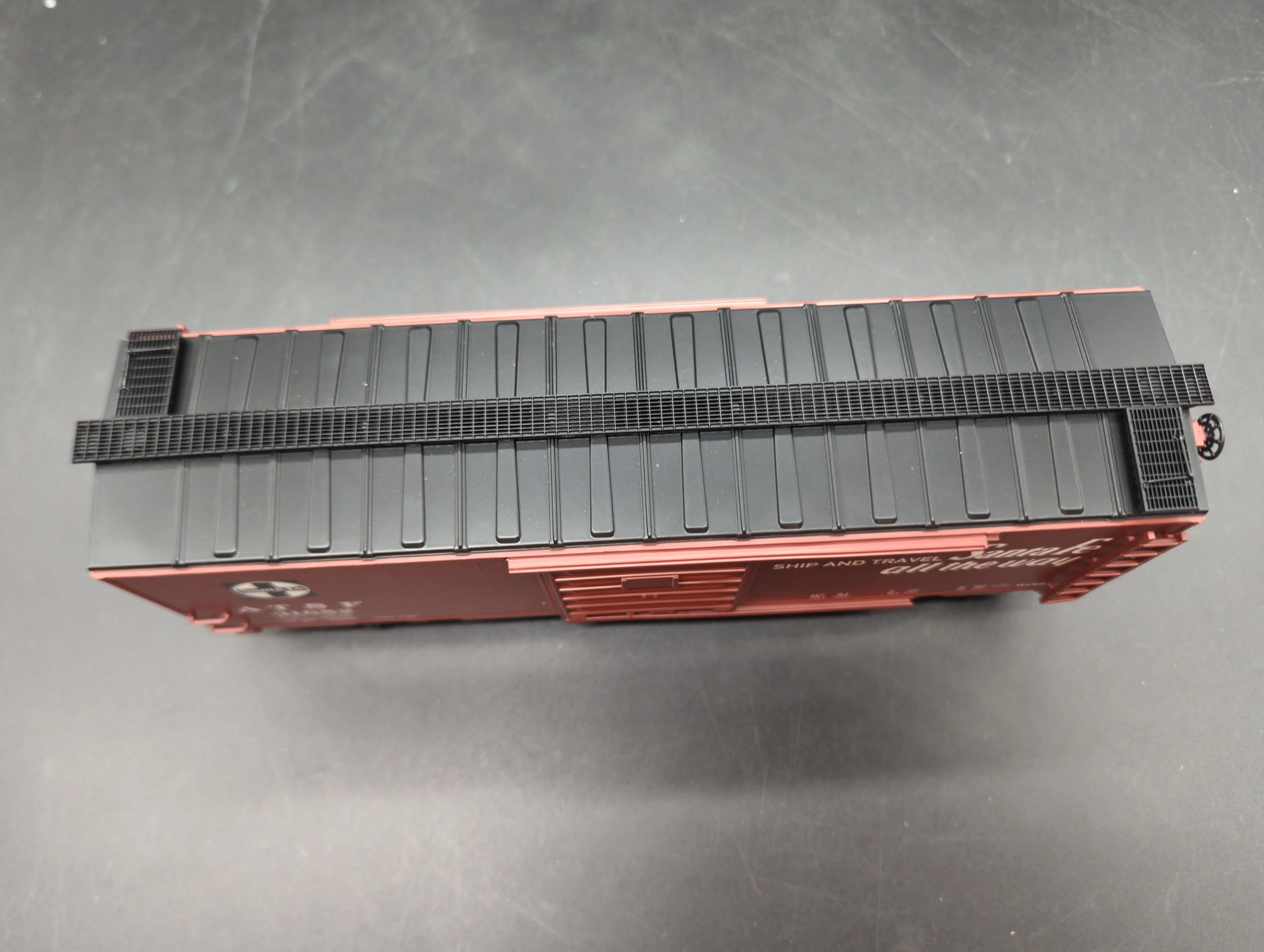 MTH Premier 20-93888 Santa Fe Box Car ATSF - Santa Fe (Super Chief) Car No. 31652. O SCALE NEW - Image 3