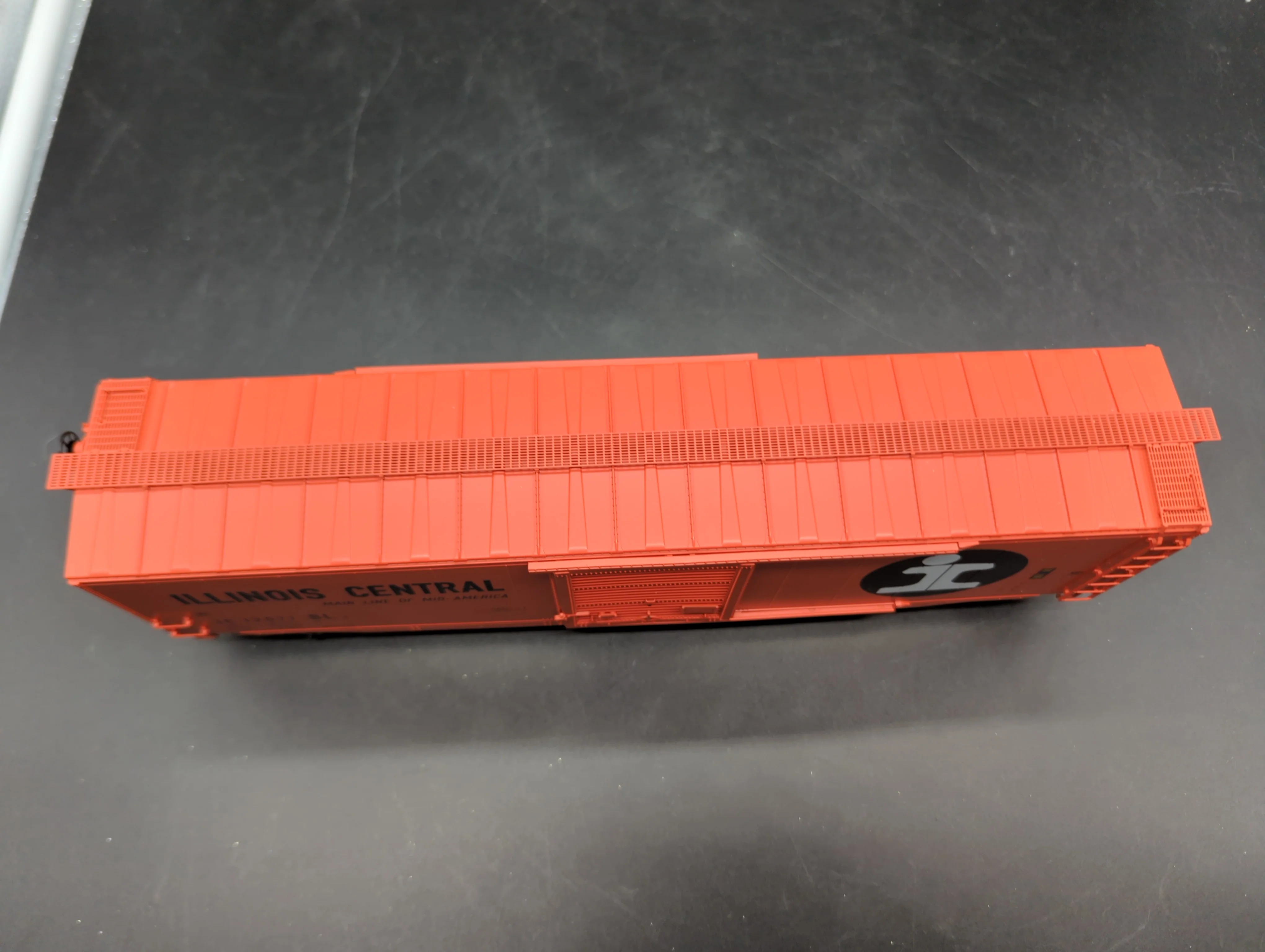 MTH Premier 20-93920 Illinois Central 50' Ps-1 Box Car w/Youngstown Door #12077. O SCALE Like New - Image 3