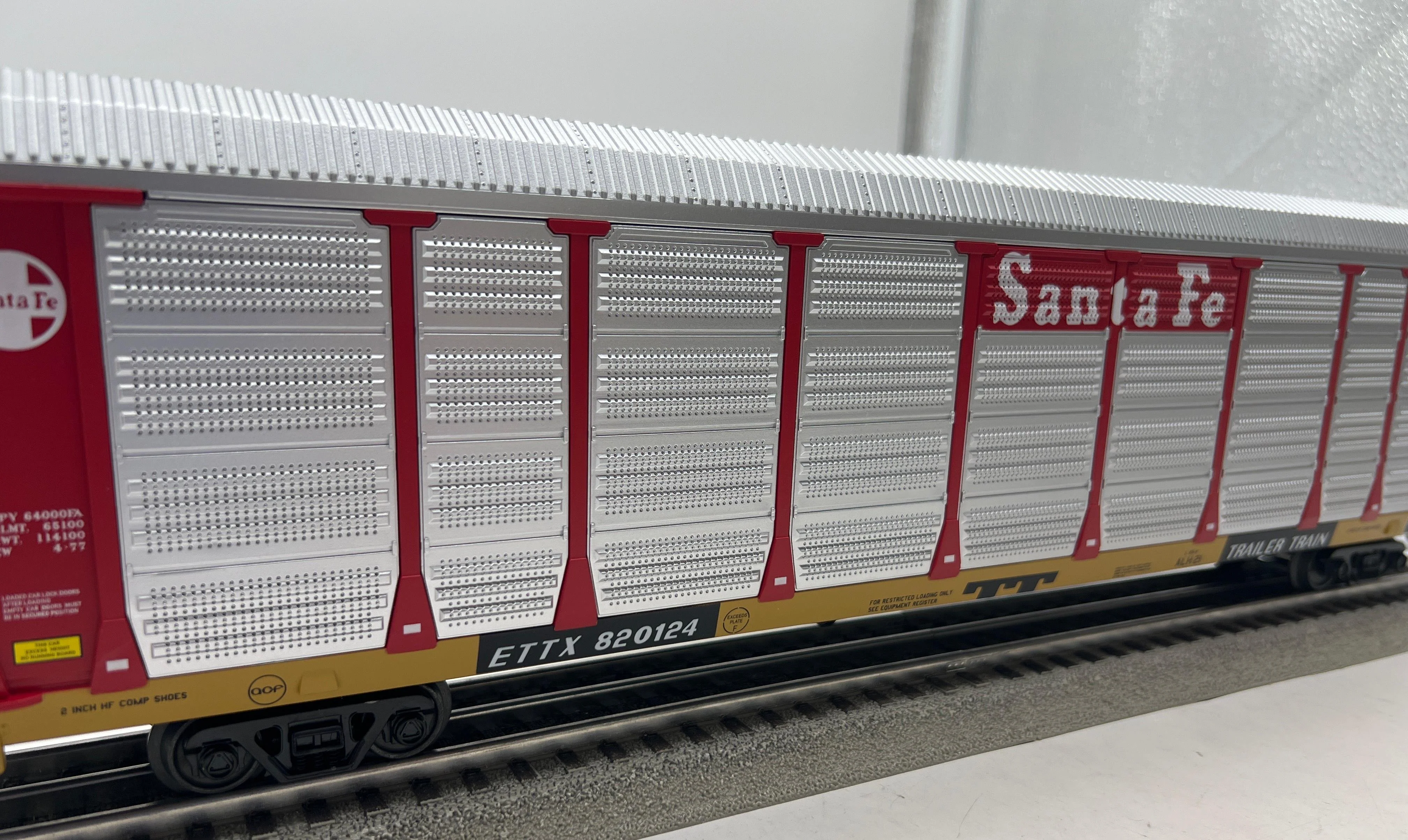 MTH Premier 20-95338 Santa Fe Corrugated Auto Carrier O SCALE Like New - Image 3