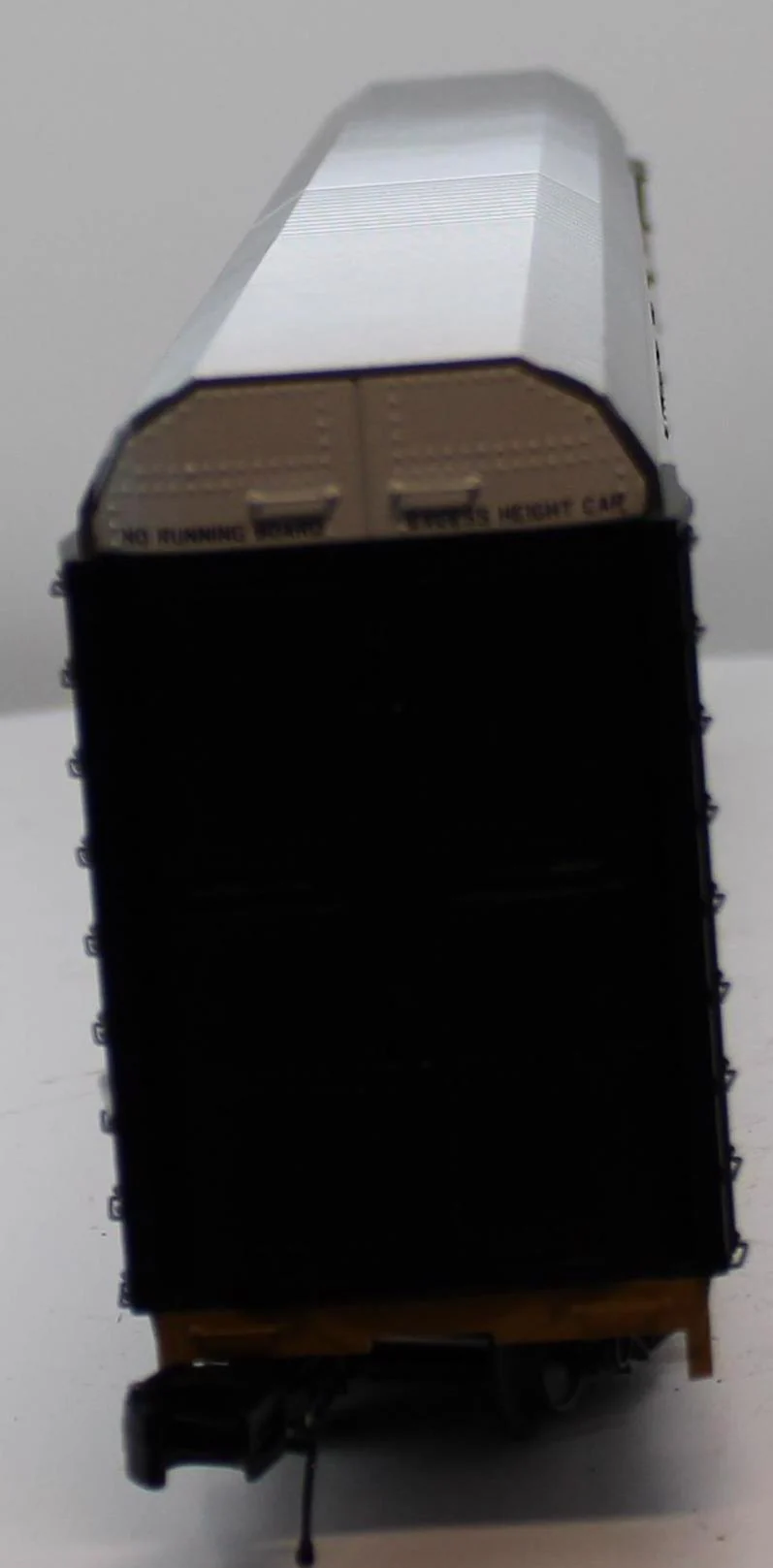 MTH Premier 20-95340 Norfolk & Western Premier Corrugated Auto Carrier CTTX With O SCALE Used Excellent as is detail piece - Image 4