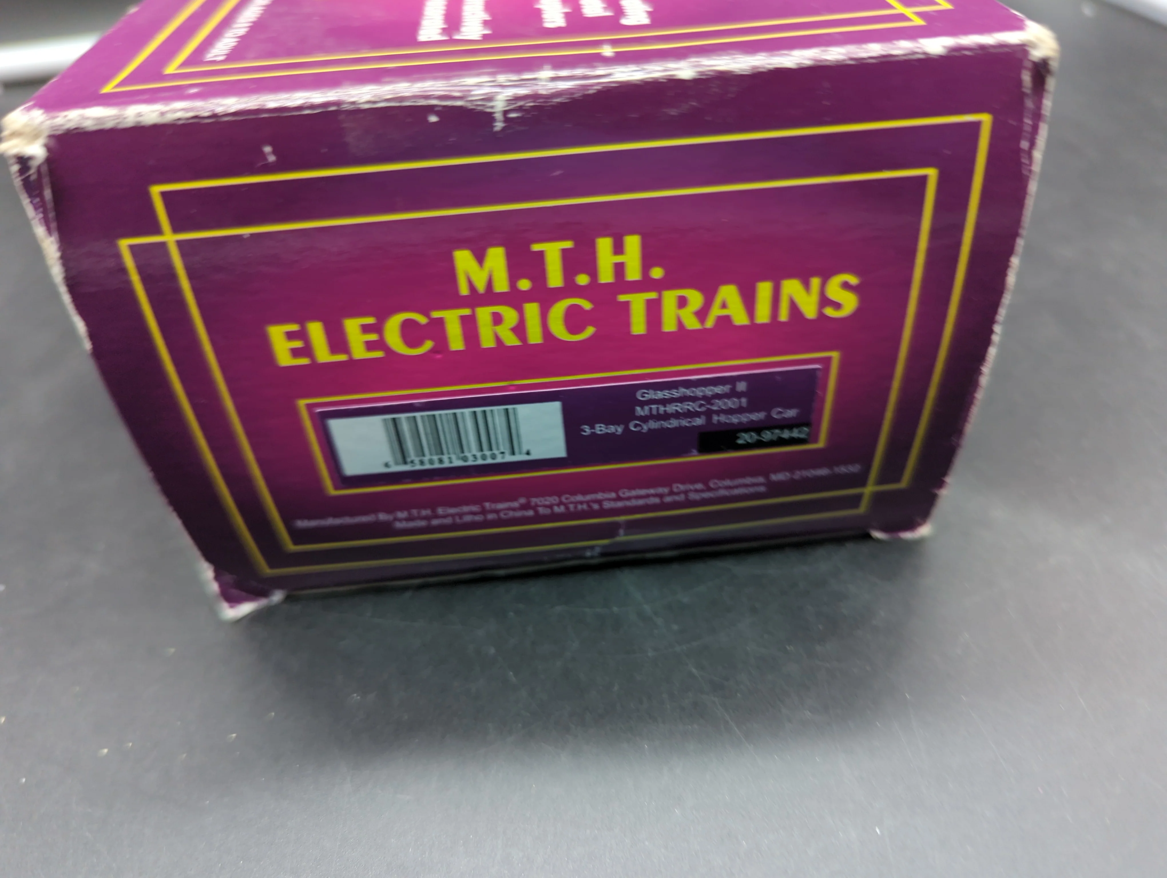 MTH Premier 20-97442 Glasshopper 3-Bay Cylindrical Hopper Car 166 - Glasshopper II #MTHRRC. O SCALE Like New - Image 8