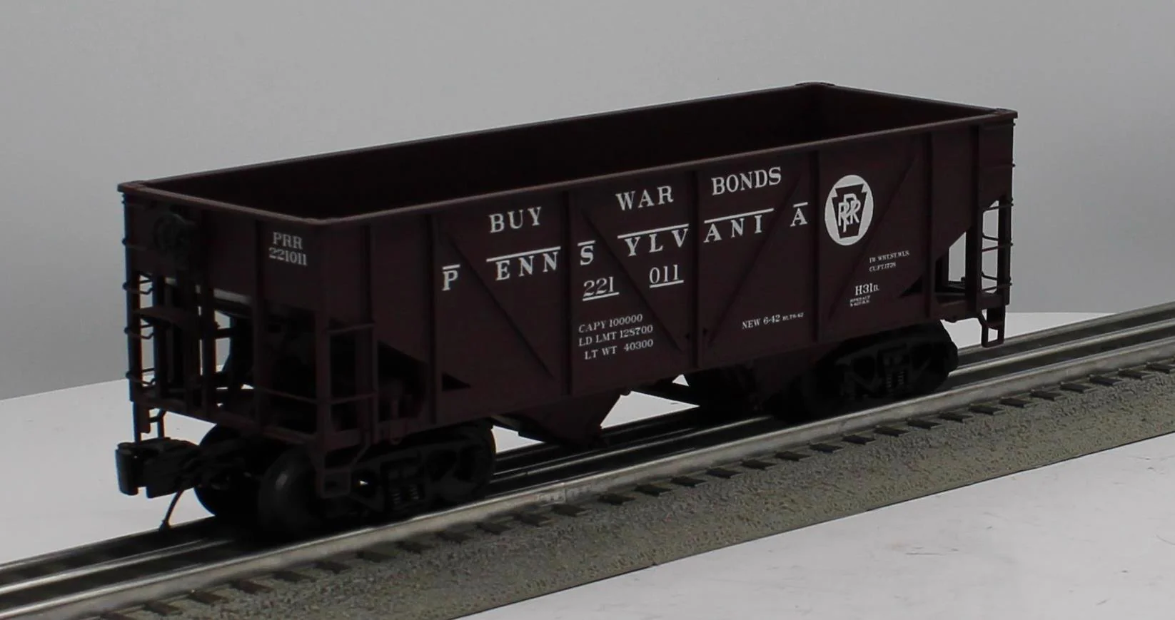 MTH Premier 20-97553 Pennsylvania PRR Buy war bonds 34' Composite Hopper Car NO COAL LOAD O SCALE Used - Image 8