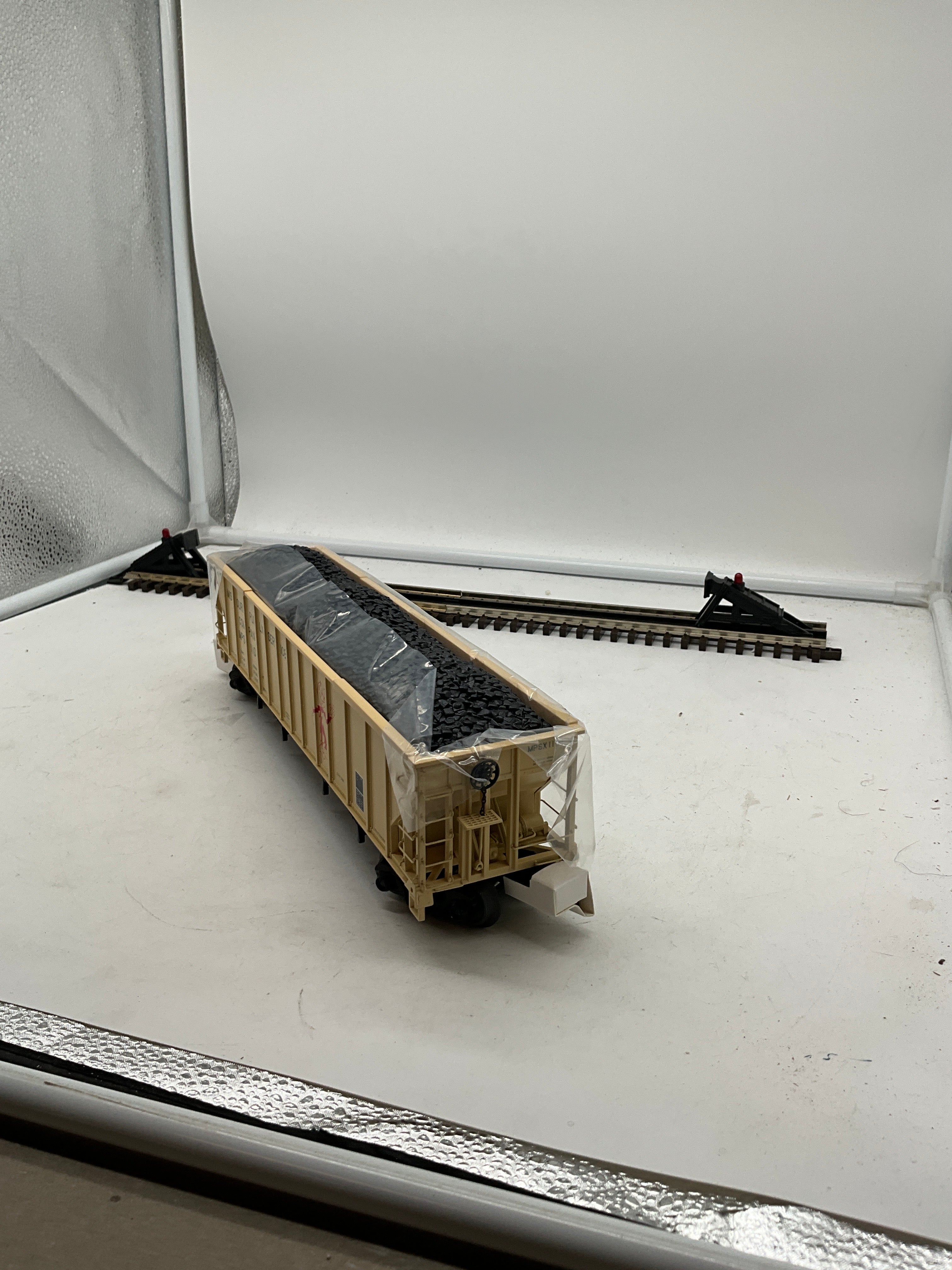 MTH Premier 20-97902 Missouri Public Service 4-Bay Hopper Car O Scale Road #1101 Like New - Image 4