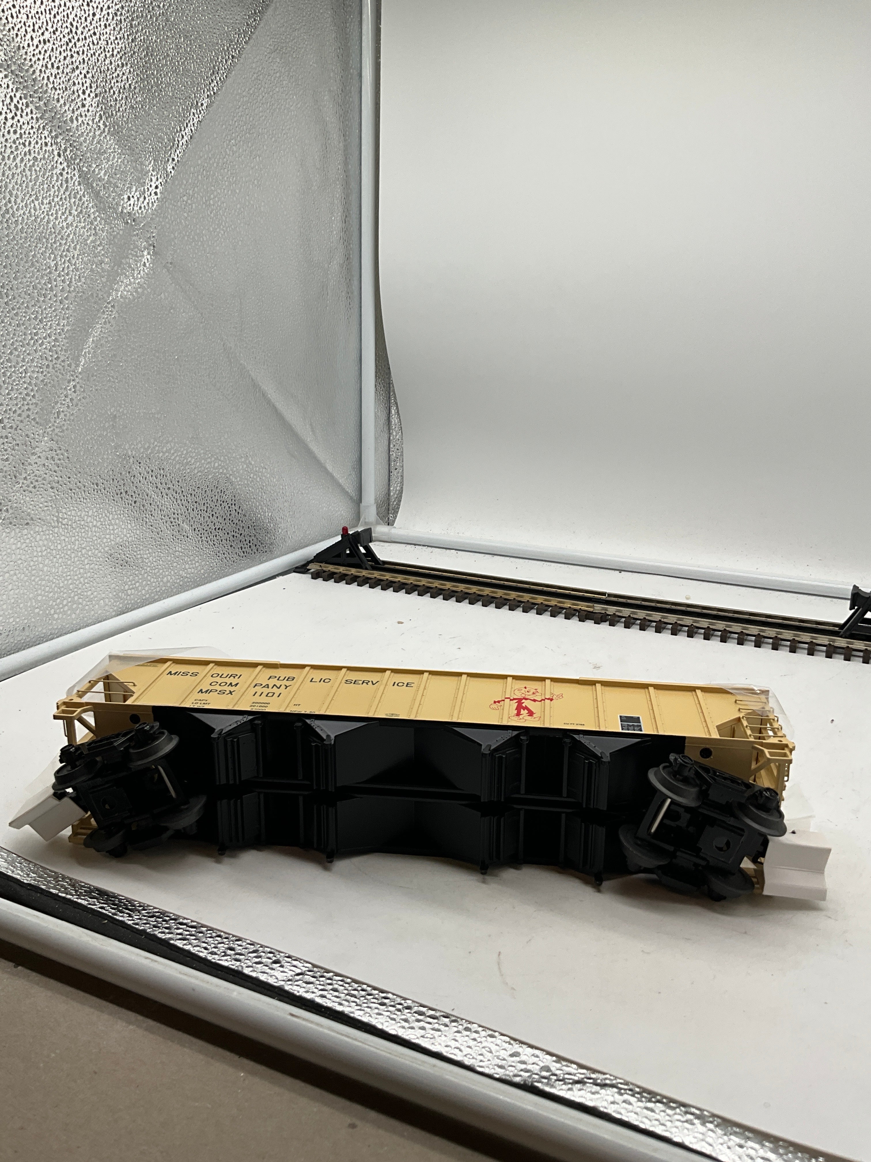 MTH Premier 20-97902 Missouri Public Service 4-Bay Hopper Car O Scale Road #1101 Like New - Image 5