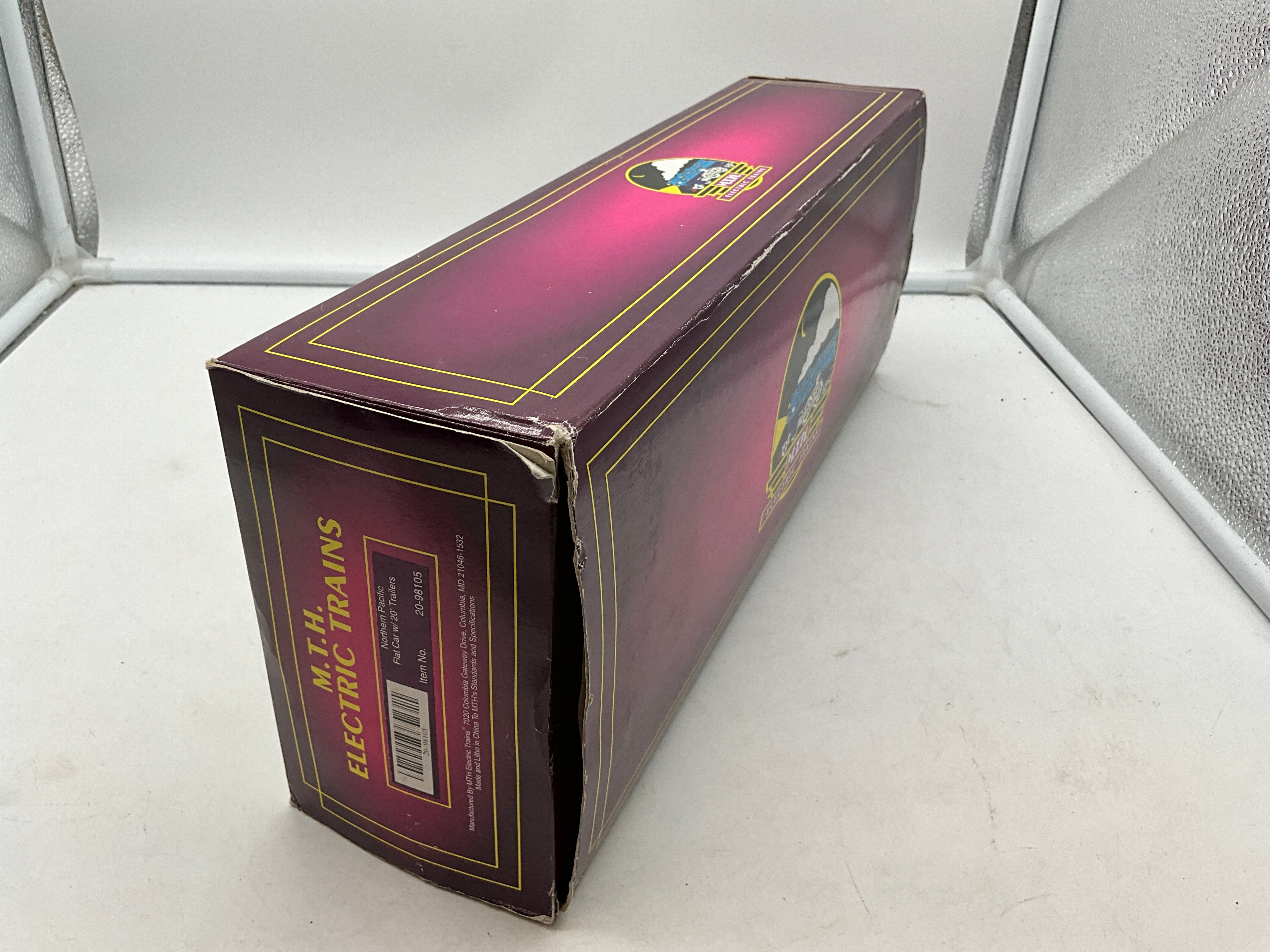 MTH Premier 20-98105 Northern Pacific Flat Car O Scale Like New Damaged Box - Image 10
