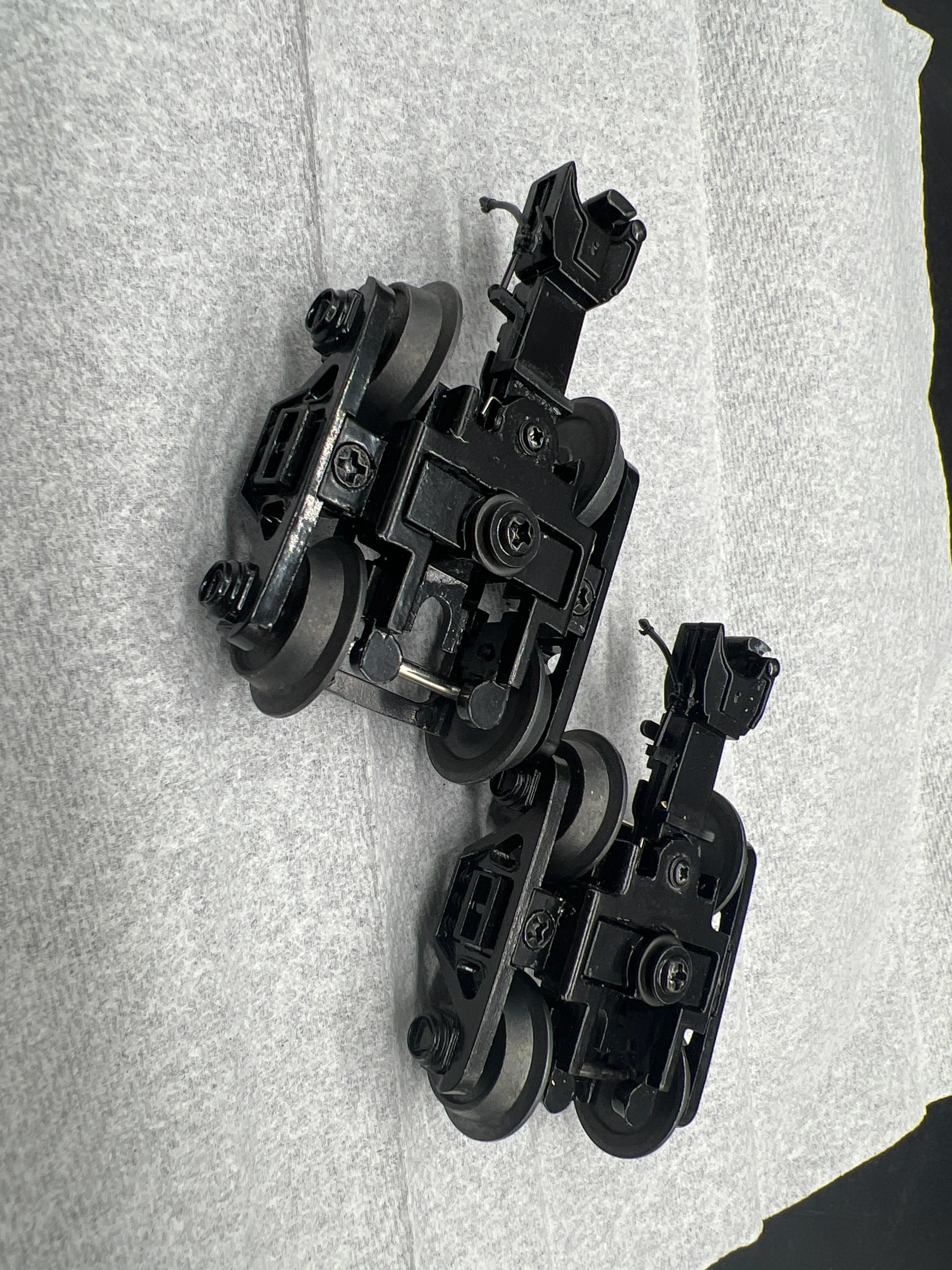 MTH Premier Die-Cast Metal Sprung Freight Car Trucks Pair (2 pieces) 3- Rail PARTS O Scale - Image 3