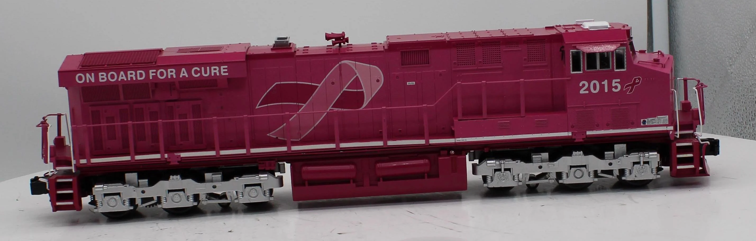 MTH Railking 30-20322-1E Breast Cancer Awareness ES44AC Imperial Diesel With Proto-Sound 3.0 O SCALE Used Excellent - Image 6