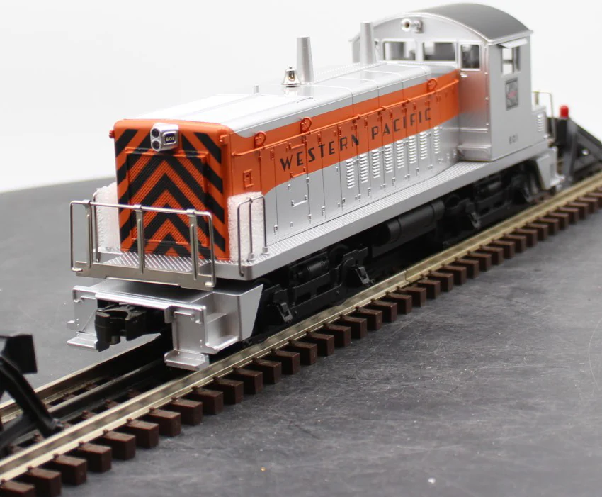 MTH Railking 30-2184-1 Western Pacific WP SW-9 Diesel Engine With Protosound O SCALE NEW - Image 3