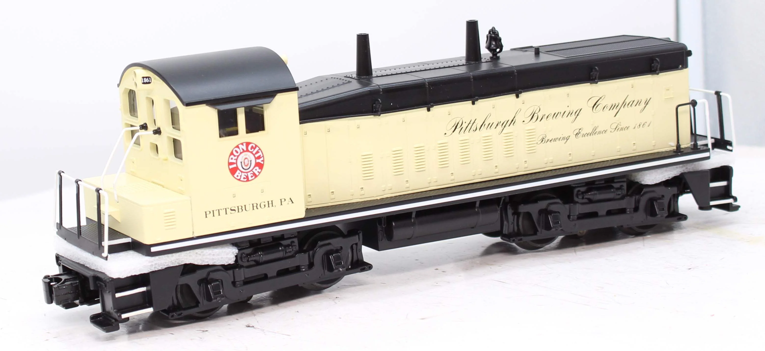 MTH Railking 30-2454-1 Pittsburgh Brewing Company SW-9 Switcher Diesel Engine with Proto-Sound 2.0 O SCALE NEW - Image 2