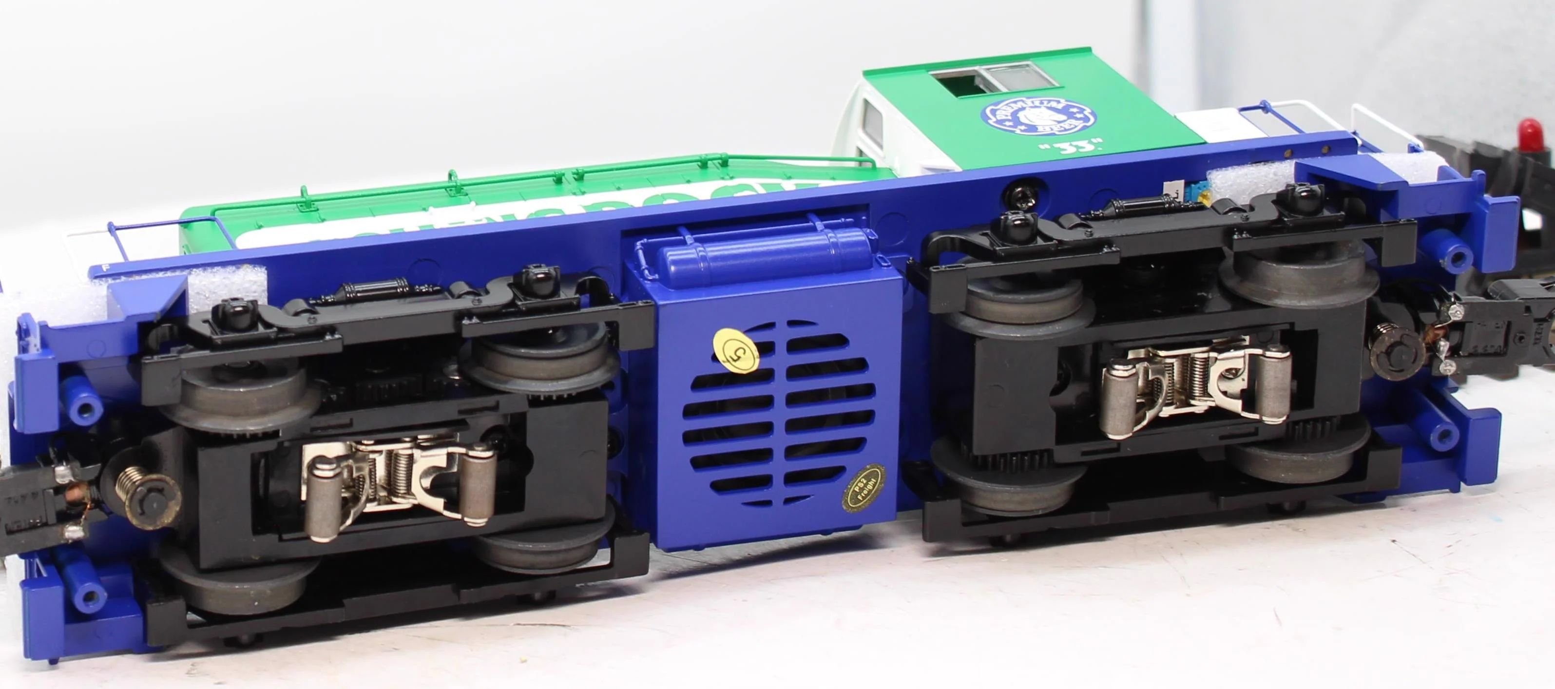 MTH Railking 30-2919-1 Rolling Rock SW-1 Switcher Diesel Engine with Proto-Sound 2.0 O SCALE NEW limited - Image 8