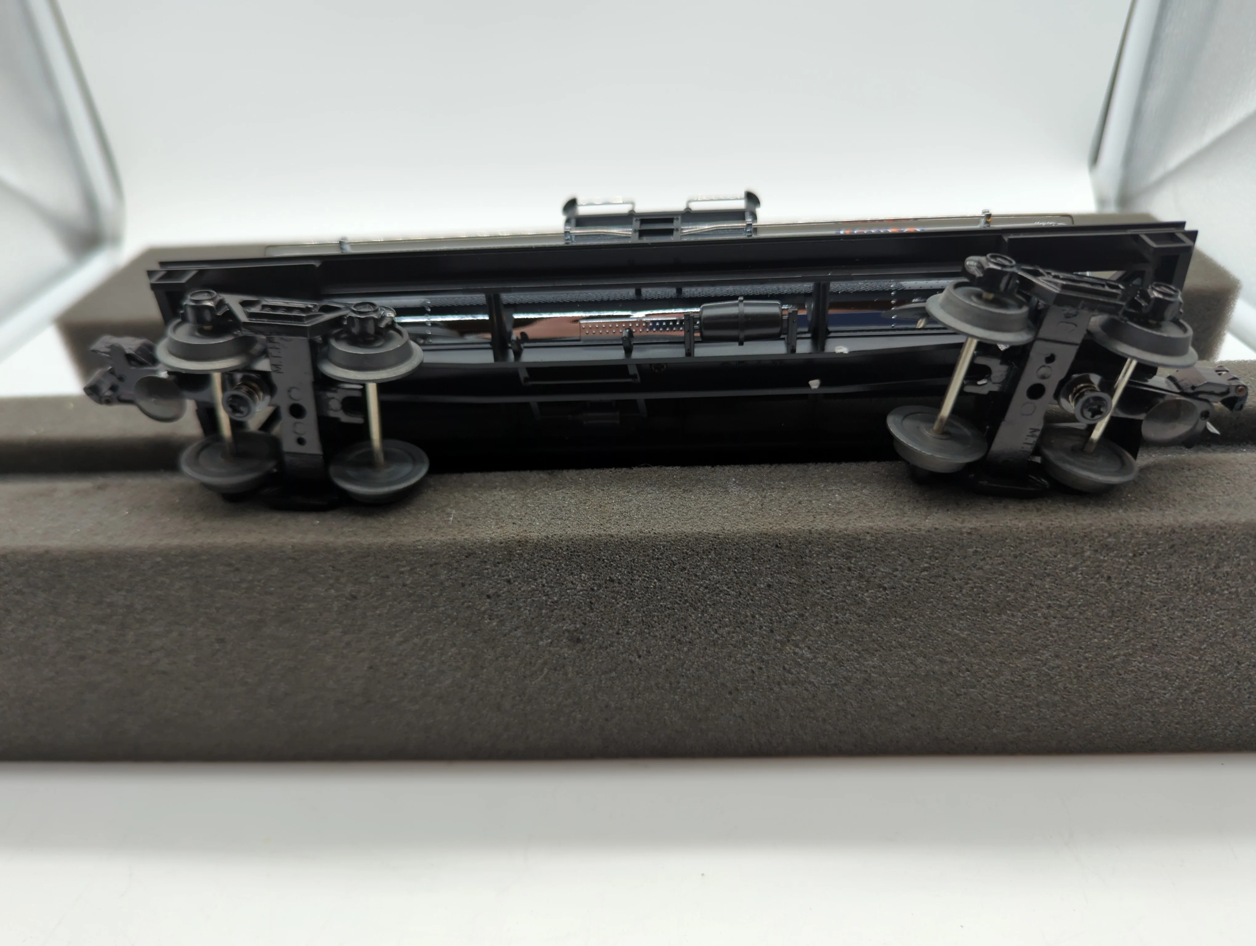 MTH Railking 30-4208A Gulf Pennsylvania Chrome Tank Gulf 10278. O SCALE Like New - Image 3