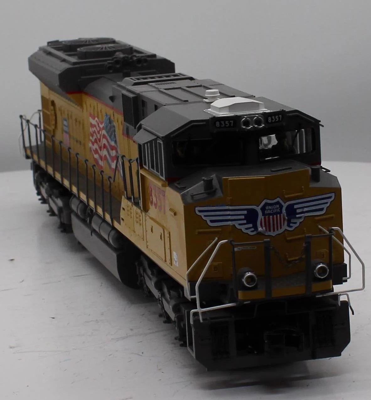 MTH Railking 30-4225-1E Union Pacific SD70ACe Diesel Locomotive With Proto-Sound 3.0 O SCALE Like New - Image 3
