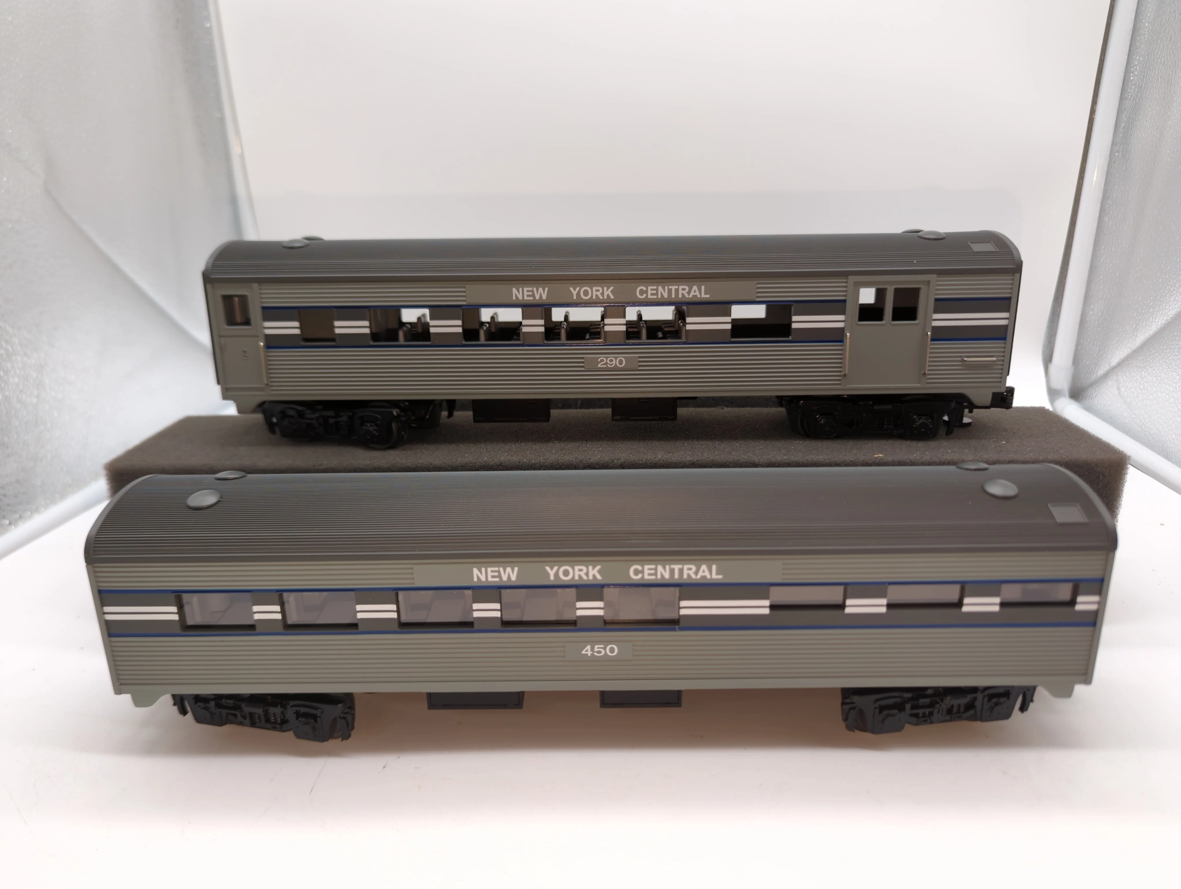 MTH Railking 30-6024 New York Central Car Nos. 450 290 Dreyfus Colors O-27 Scale O SCALE Like New - Image 2