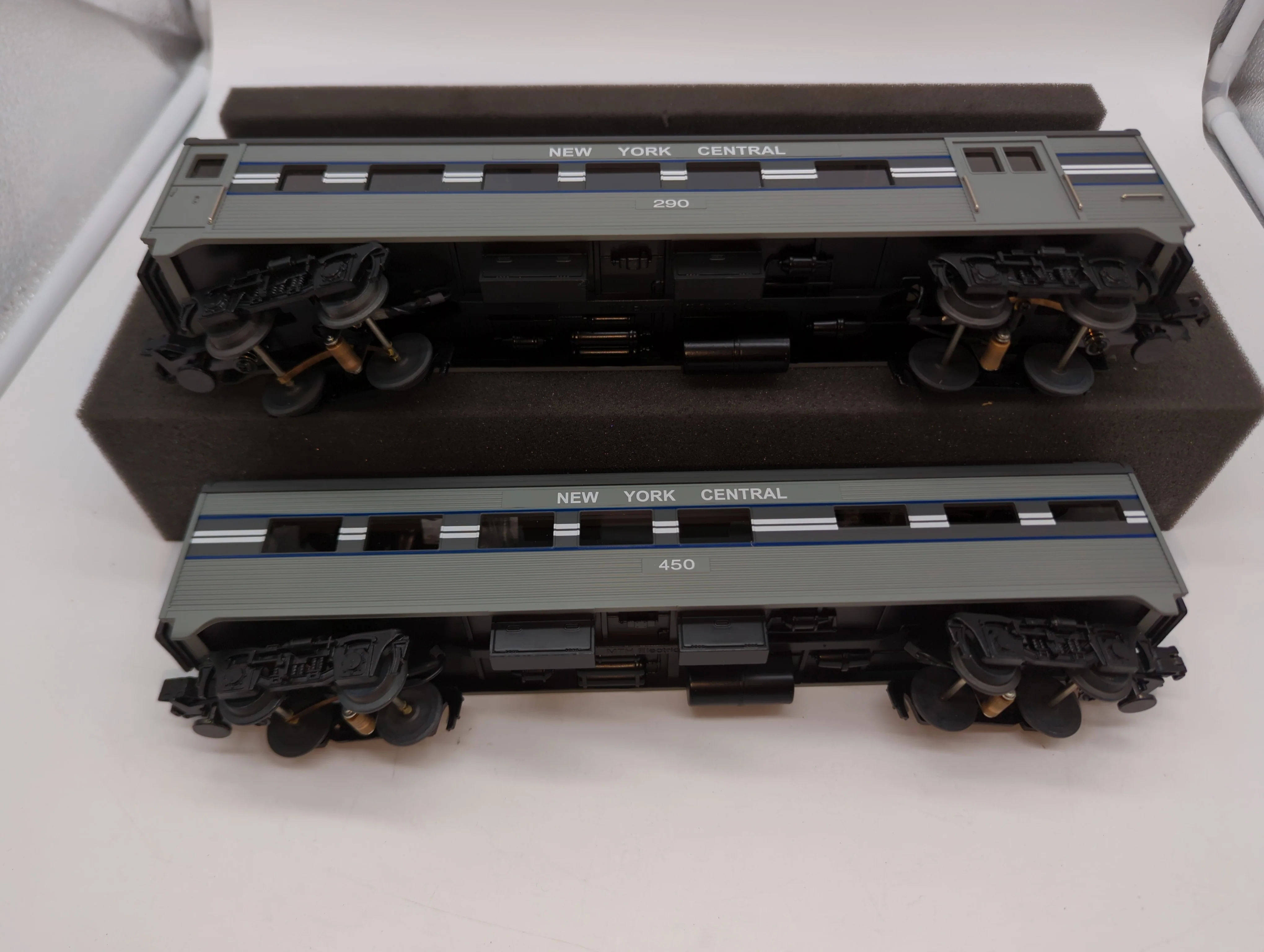MTH Railking 30-6024 New York Central Car Nos. 450 290 Dreyfus Colors O-27 Scale O SCALE Like New - Image 4