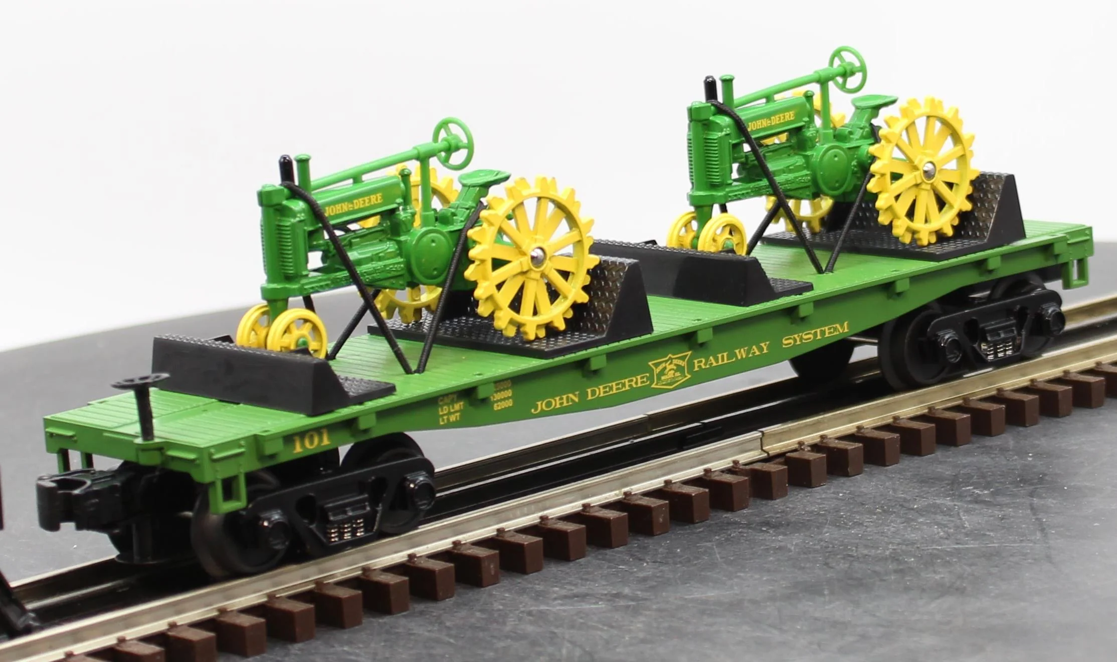 MTH Railking 30-7028A John Deere Flat Car O SCALE Like New - Image 5