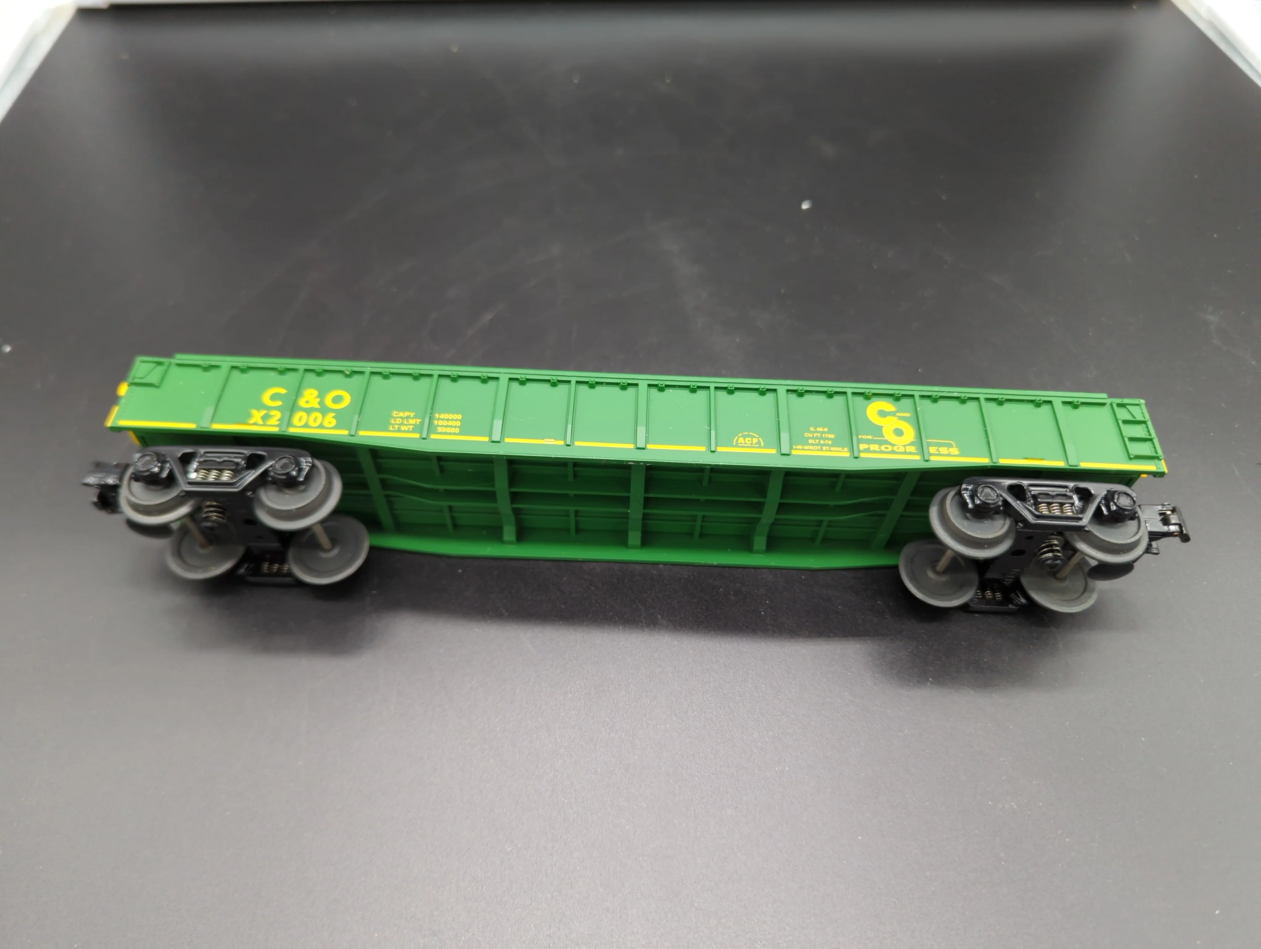 MTH Railking 30-7254 Chesapeake & Ohio Gondola (C&O) Car w/Junk Load #X2006. O SCALE Like New - Image 4