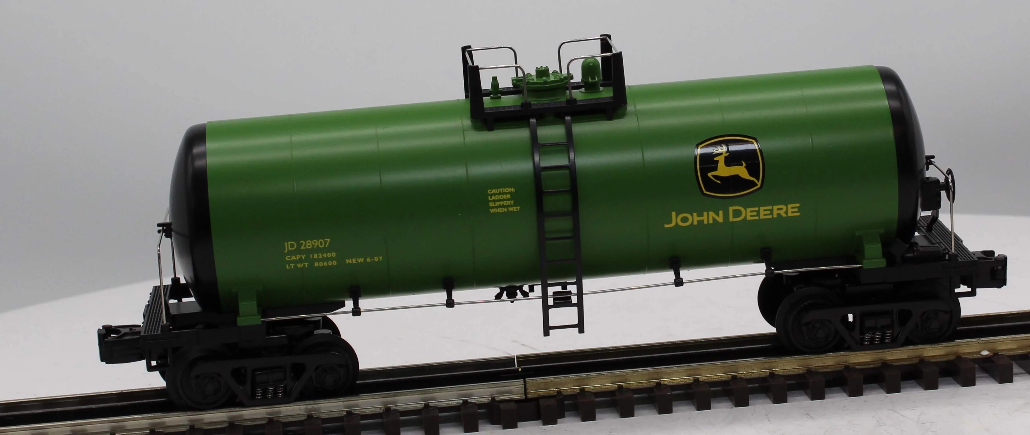 MTH Railking 30-73225 John Deere Modern Tank Car O SCALE Like New - Image 7