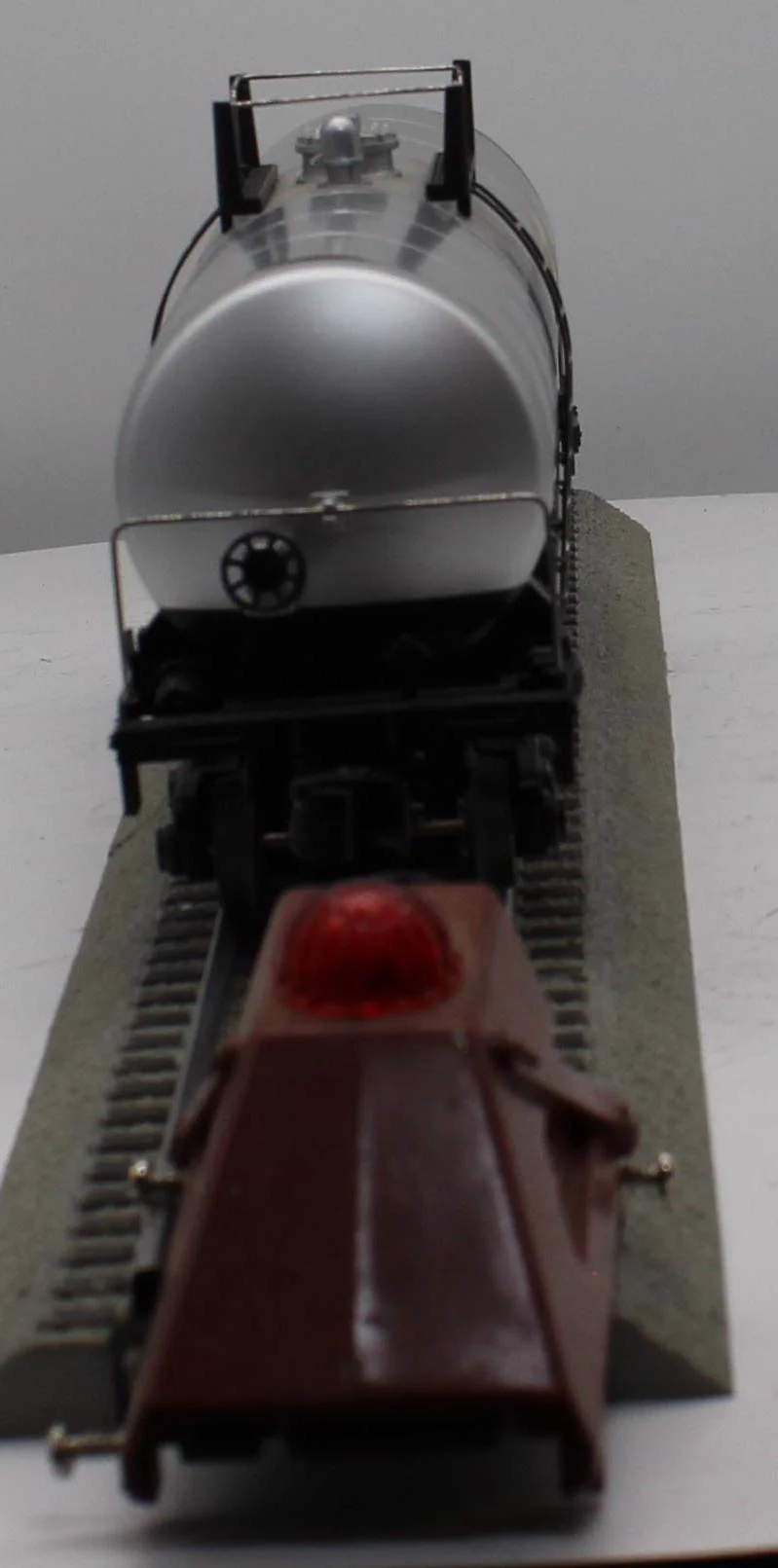 MTH Railking 30-73392 Sunoco RailKing Modern Tank Car O SCALE Used Excellent - Image 4