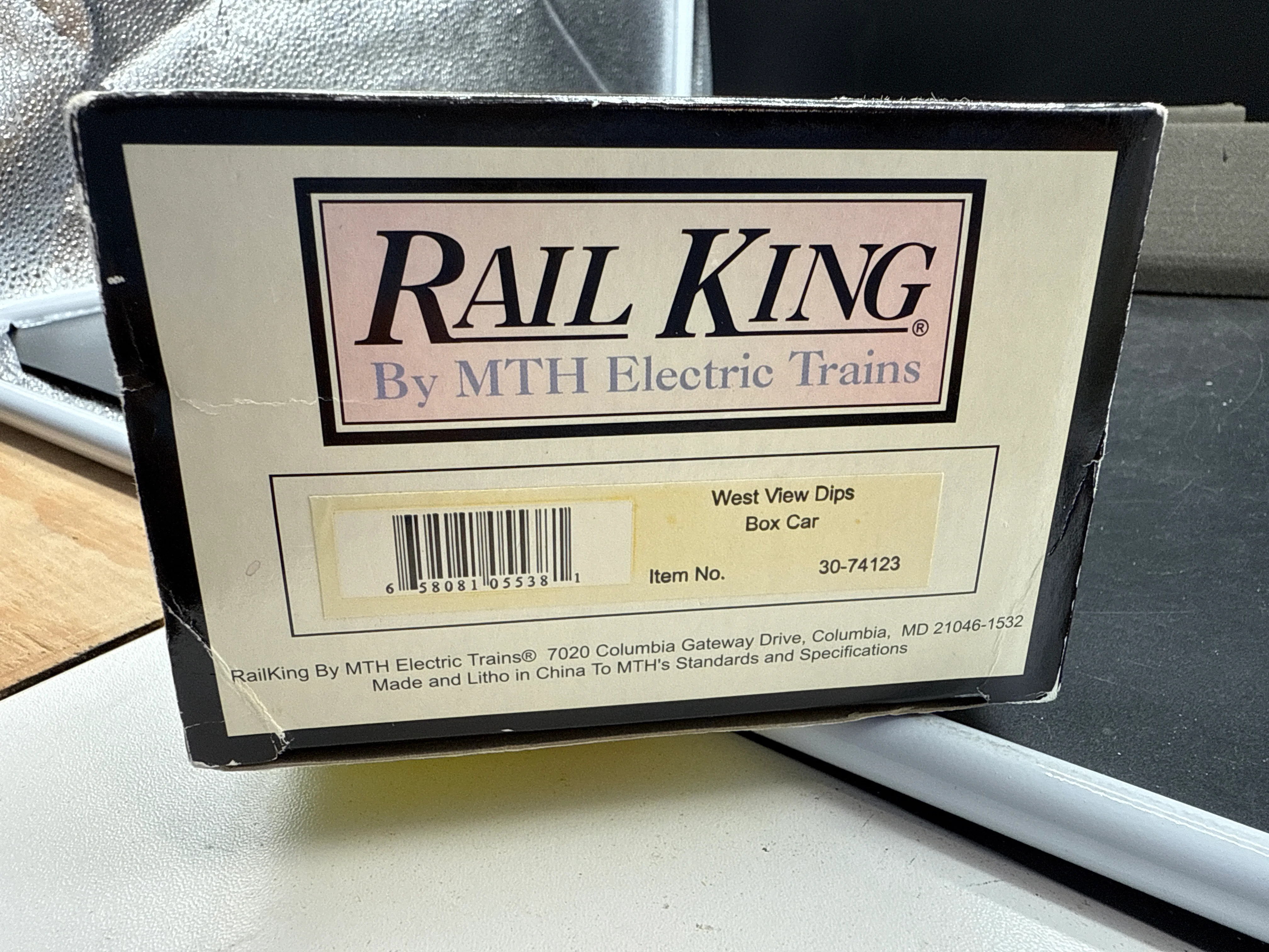 MTH Railking 30-74123 West View Dips Boxcar faded box flaps O SCALE NEW Damaged Box - Image 2