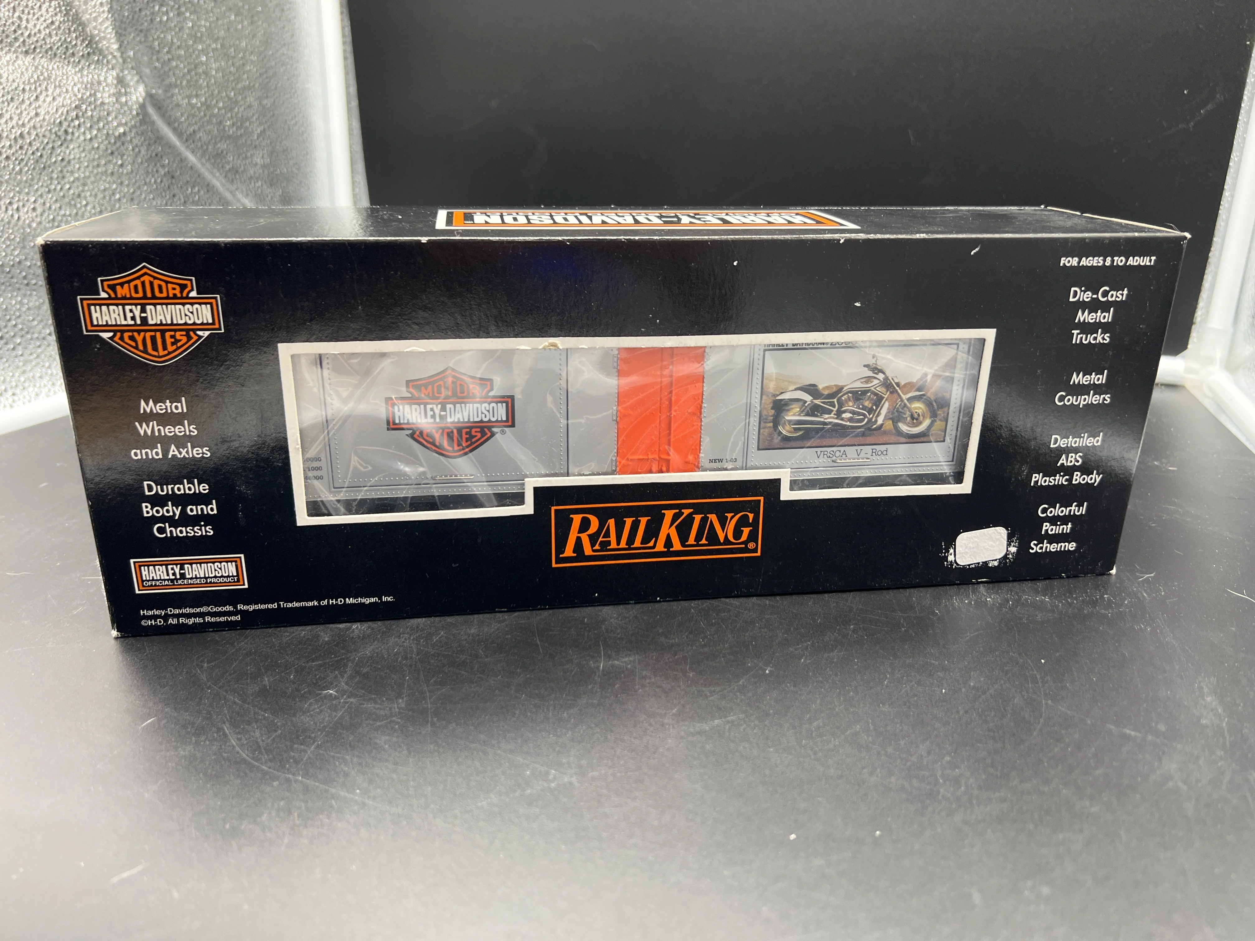 MTH Railking 30-74199 Harley-Davidson 40' Window Box Car V-ROD O SCALE NEW - Image 2