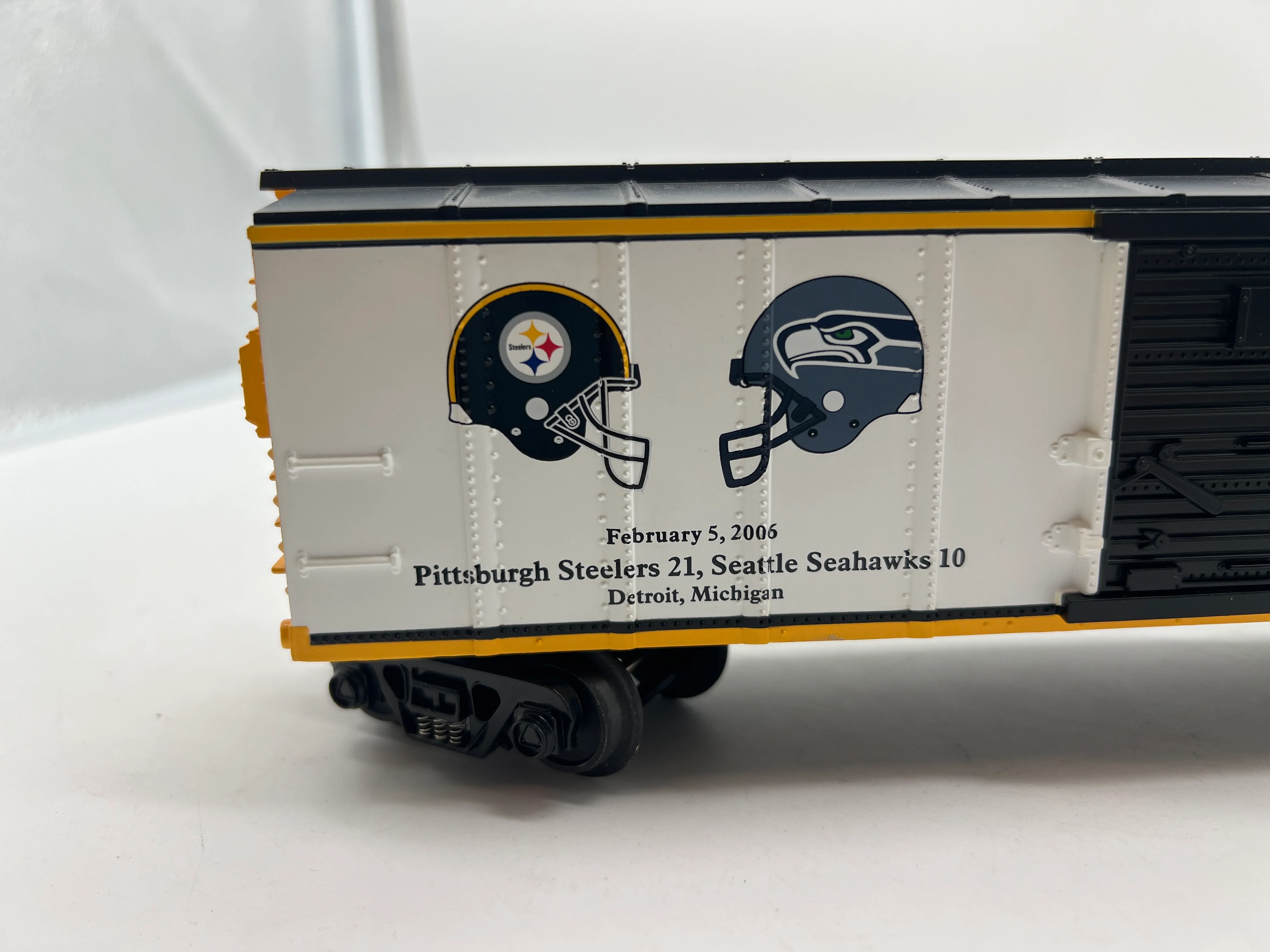MTH Railking 30-74376 NFL - Pittsburgh Steelers Super Bowl XL Box Car #2006. O SCALE Like New - Image 3