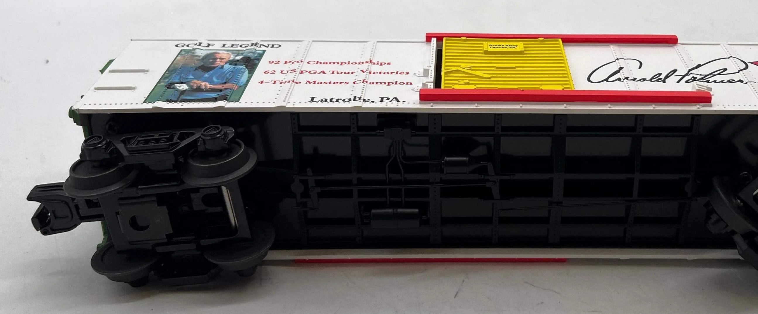 MTH Railking 30-74467 Arnold Palmer Latrobe PA Box Car O SCALE Like New - Image 4