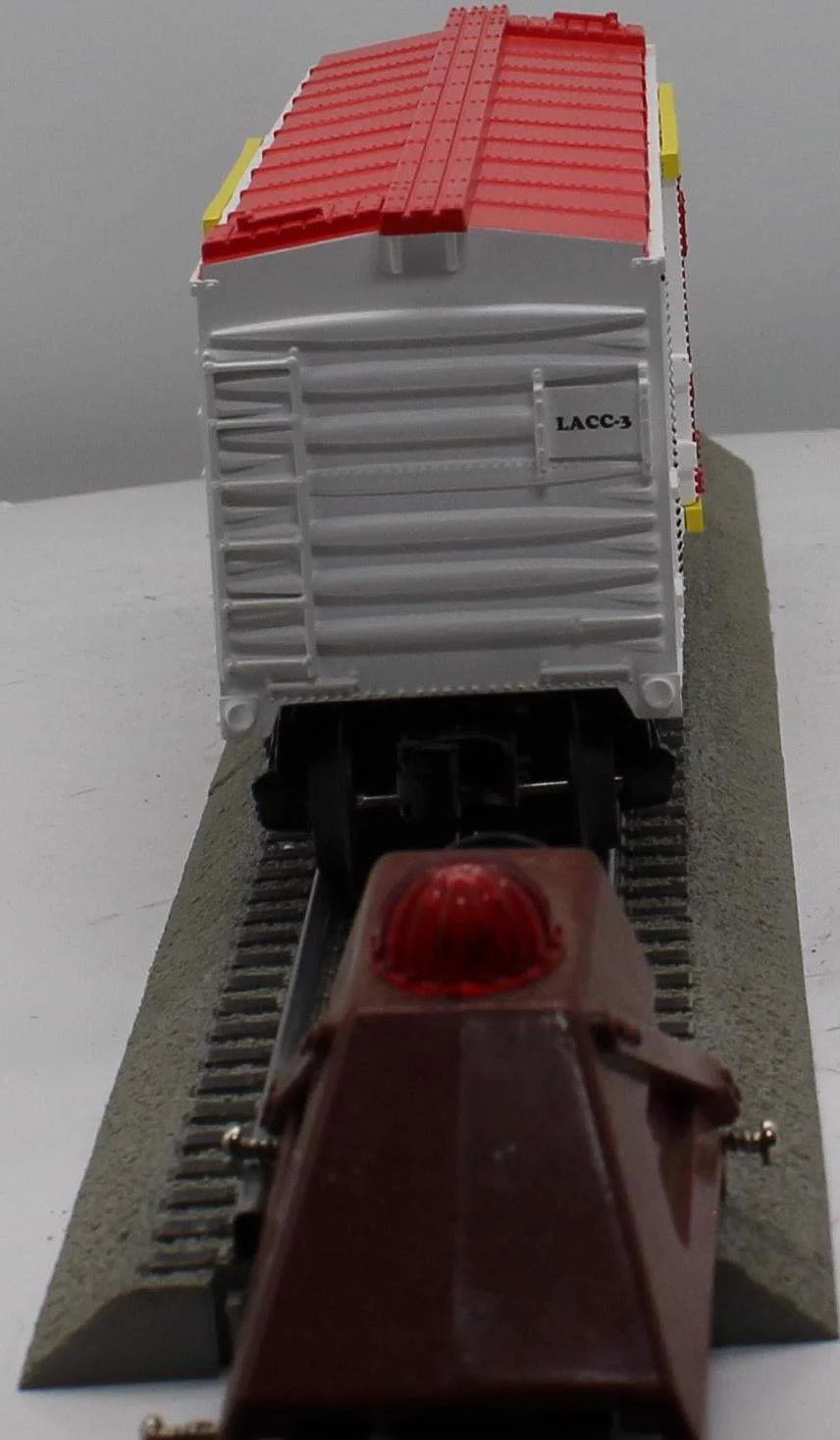 MTH Railking 30-74506 Mr. Rodgers LATROBE / PITTSBURGH PA Box Car O SCALE Like New - Image 4