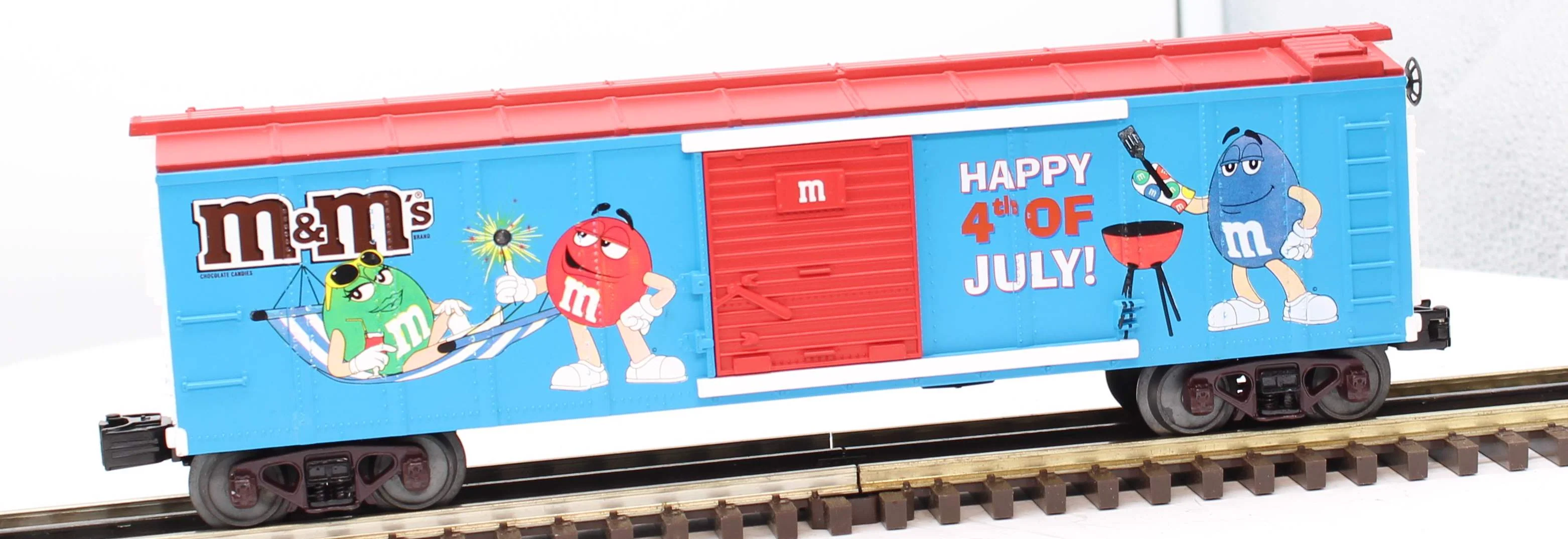 MTH Railking 30-74642 MARS - M&M's 4th of July Box Car w/Blinking LED O SCALE Like New limited - Image 3