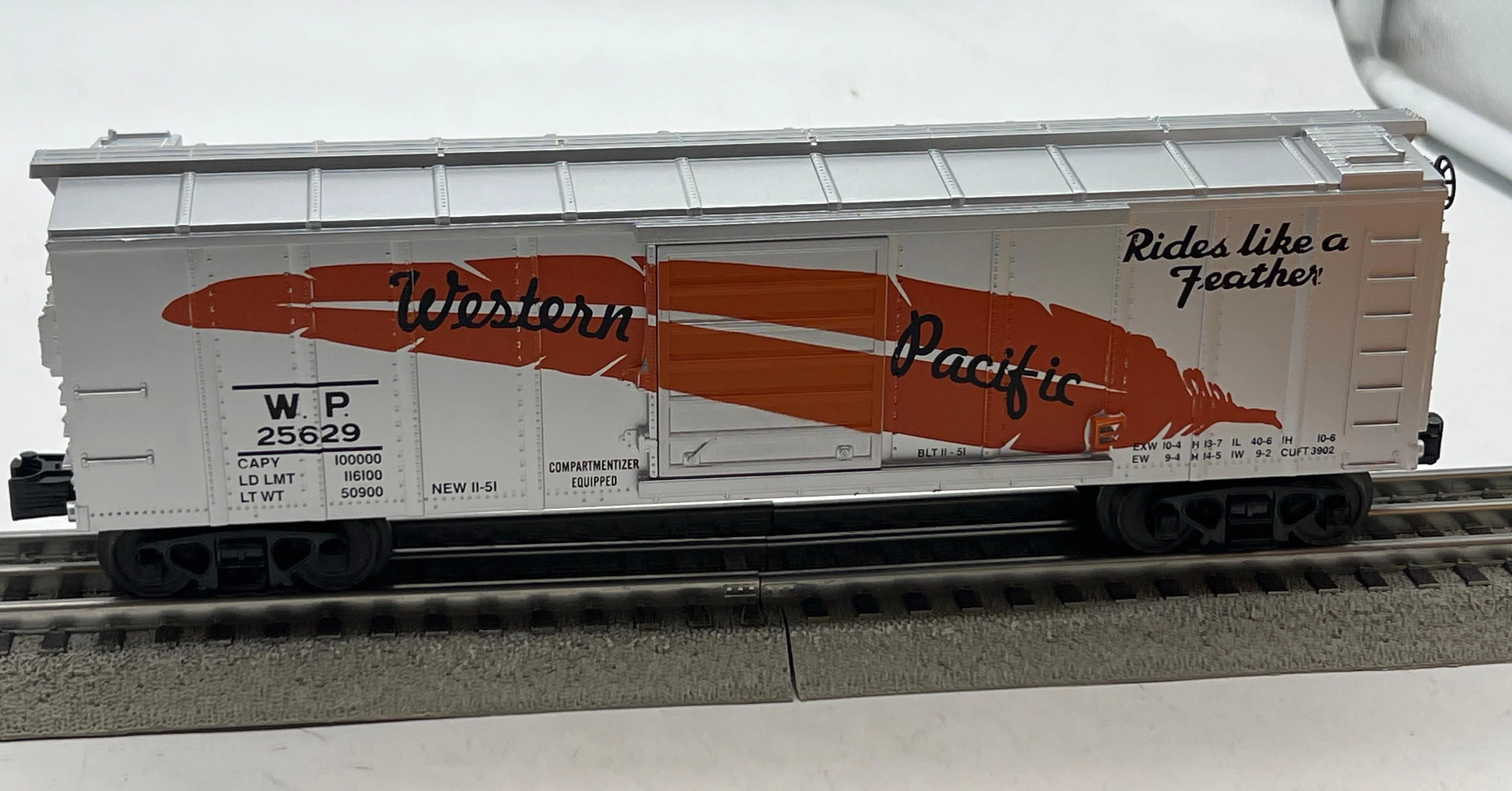 MTH Railking 30-74728 Western Pacific Box Car O SCALE Like New - Image 2