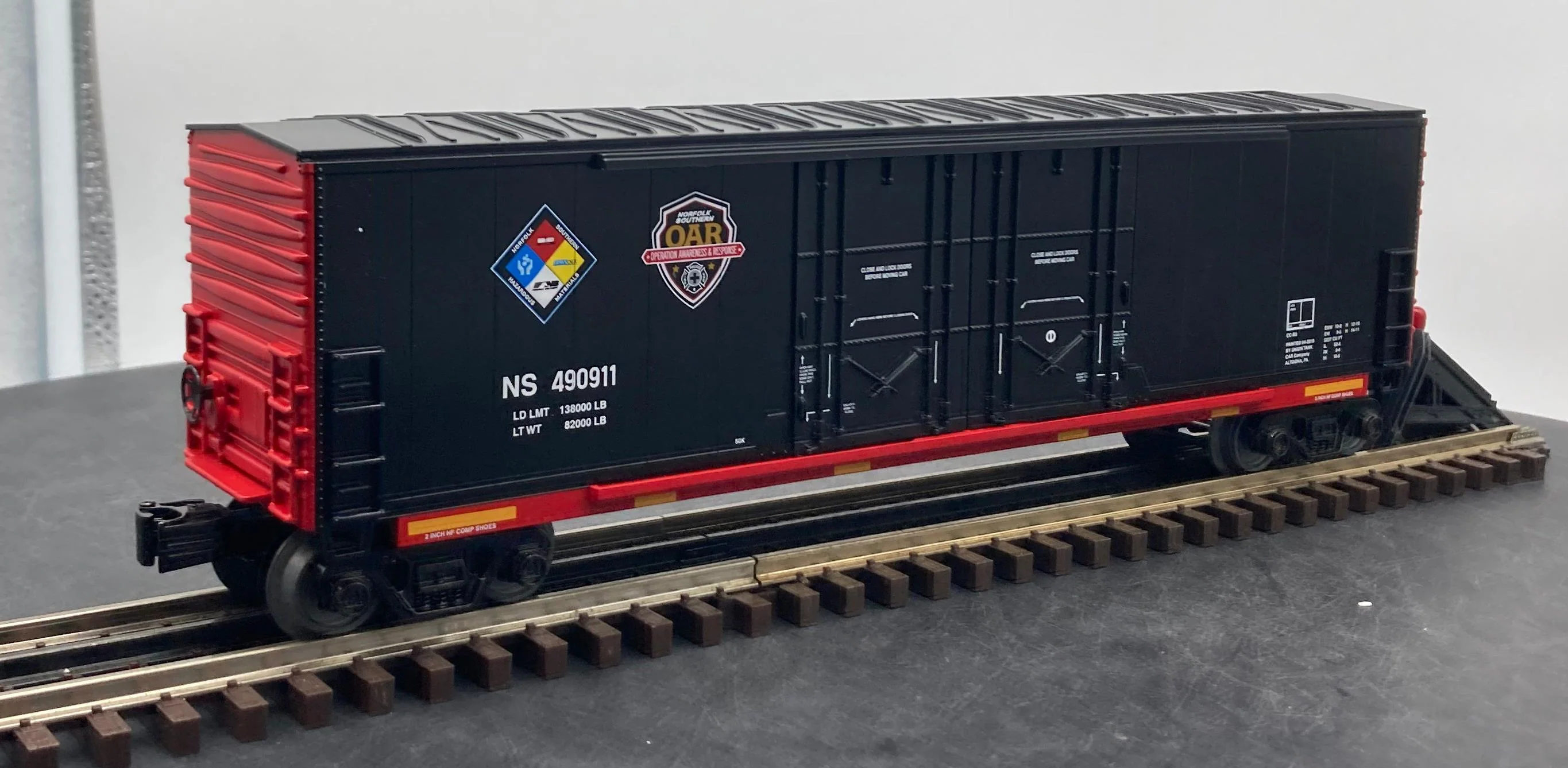 MTH Railking 30-74875 Norfolk Southern 50' Double Door Plugged Boxcar O SCALE Like New - Image 2