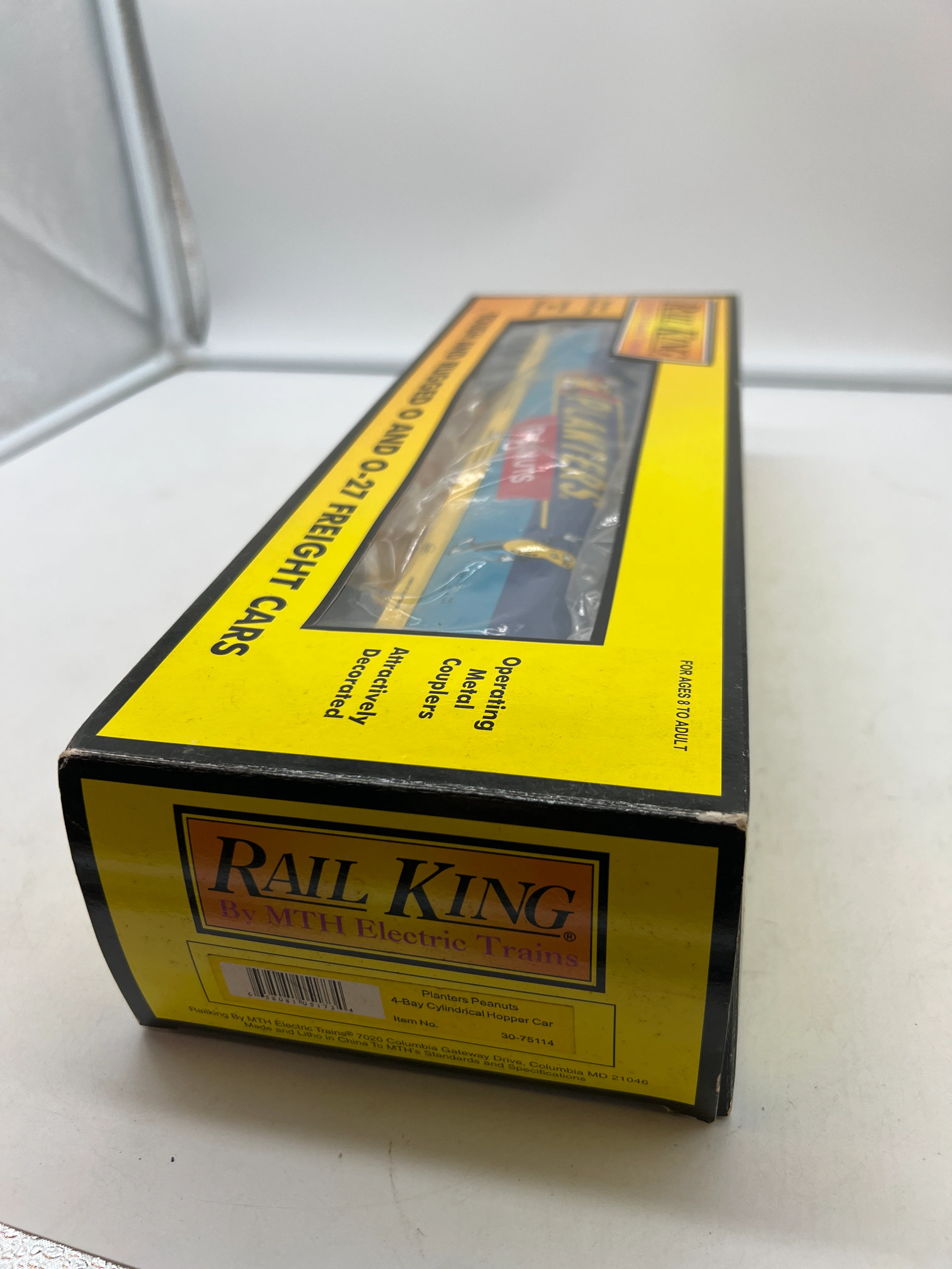 MTH Railking 30-75114 Planters Peanuts RailKing 4-Bay Cylindrical Hopper Car Like New - Image 7