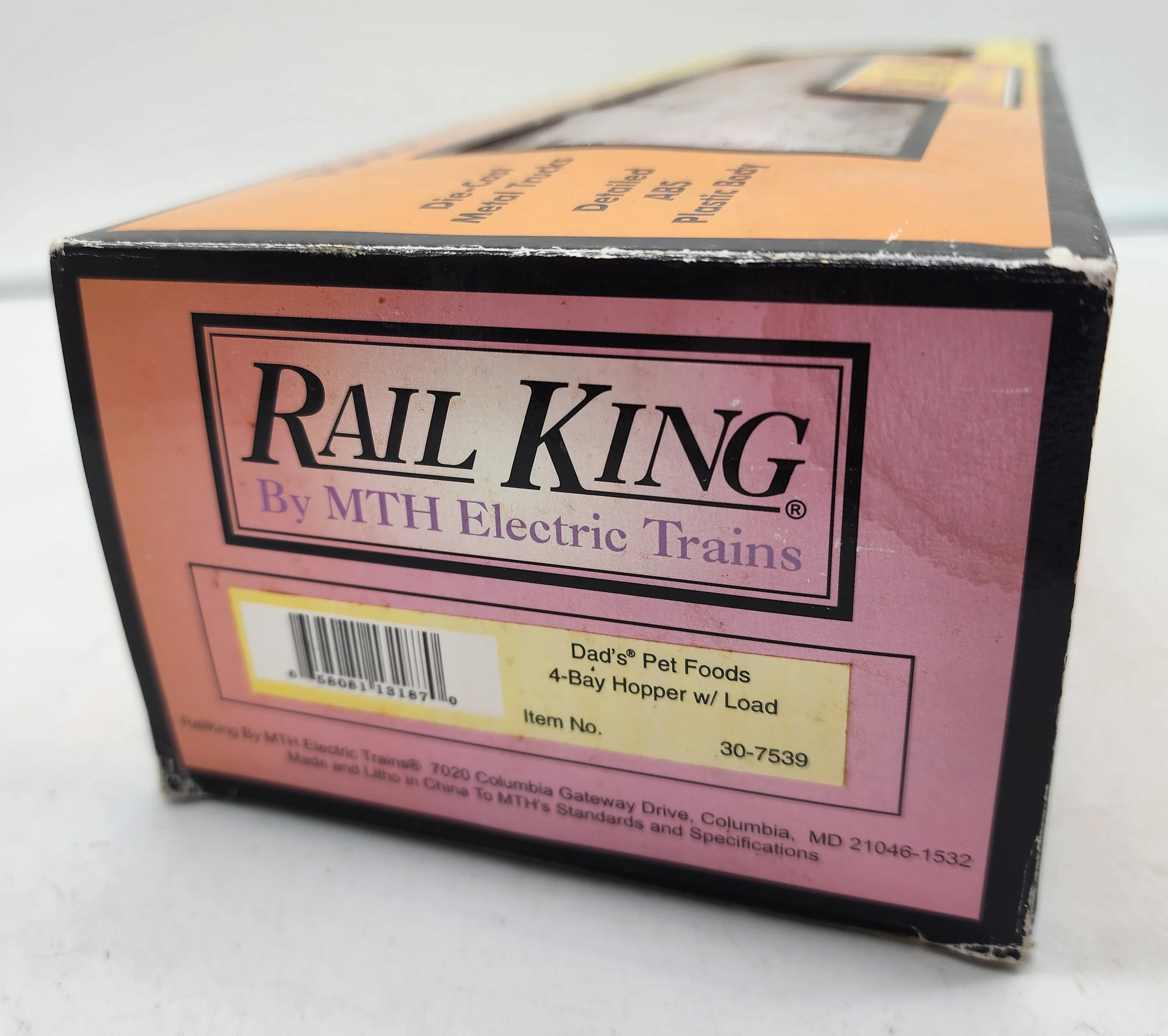 MTH Railking 30-7539 Dad's Pet Foods Hopper Car O Scale NEW Damaged Box - Image 6