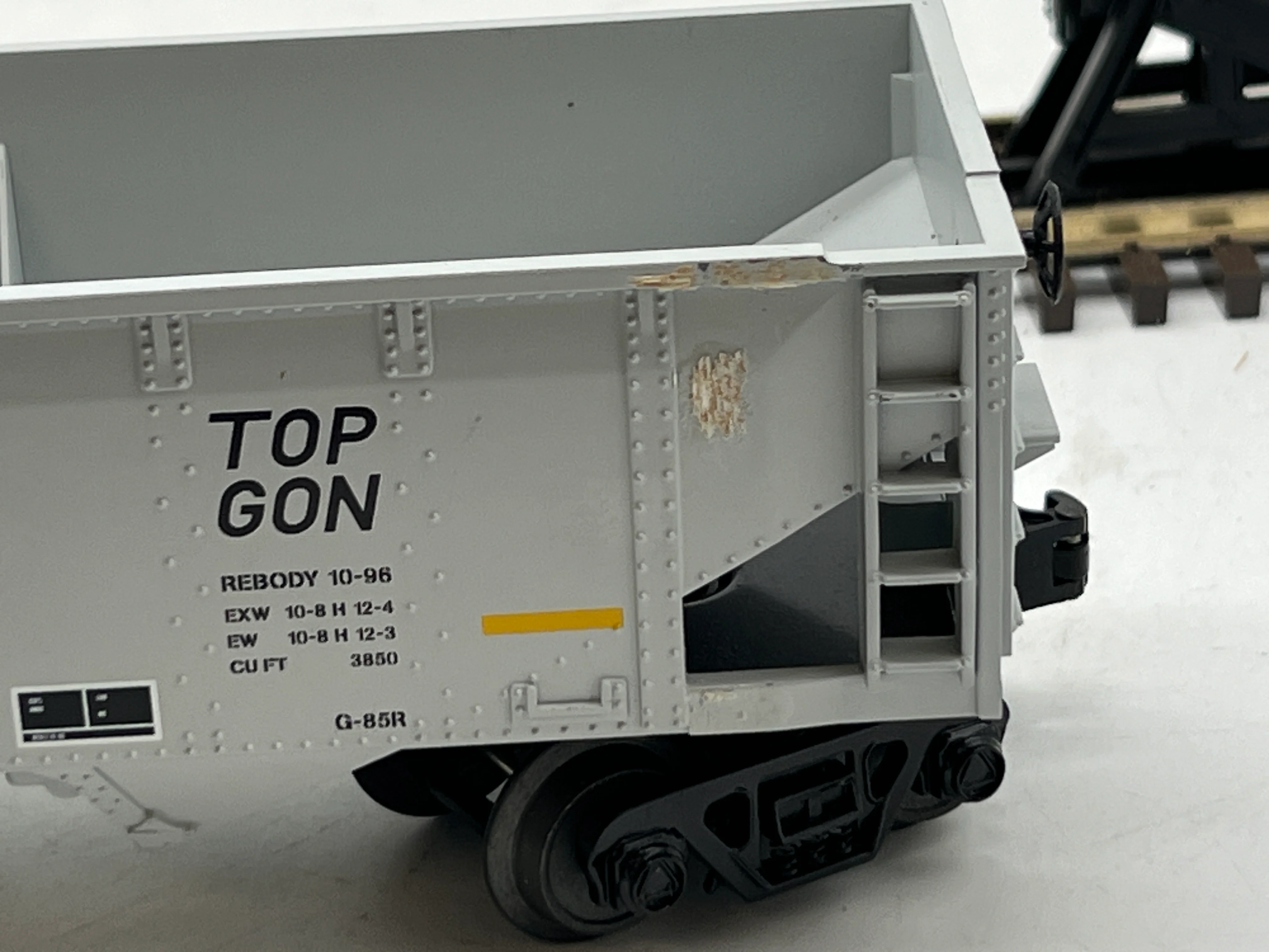 MTH Railking 30-75442 Norfolk Southern RailKing 4-Bay Hopper Car O SCALE Used no coal load - Image 4