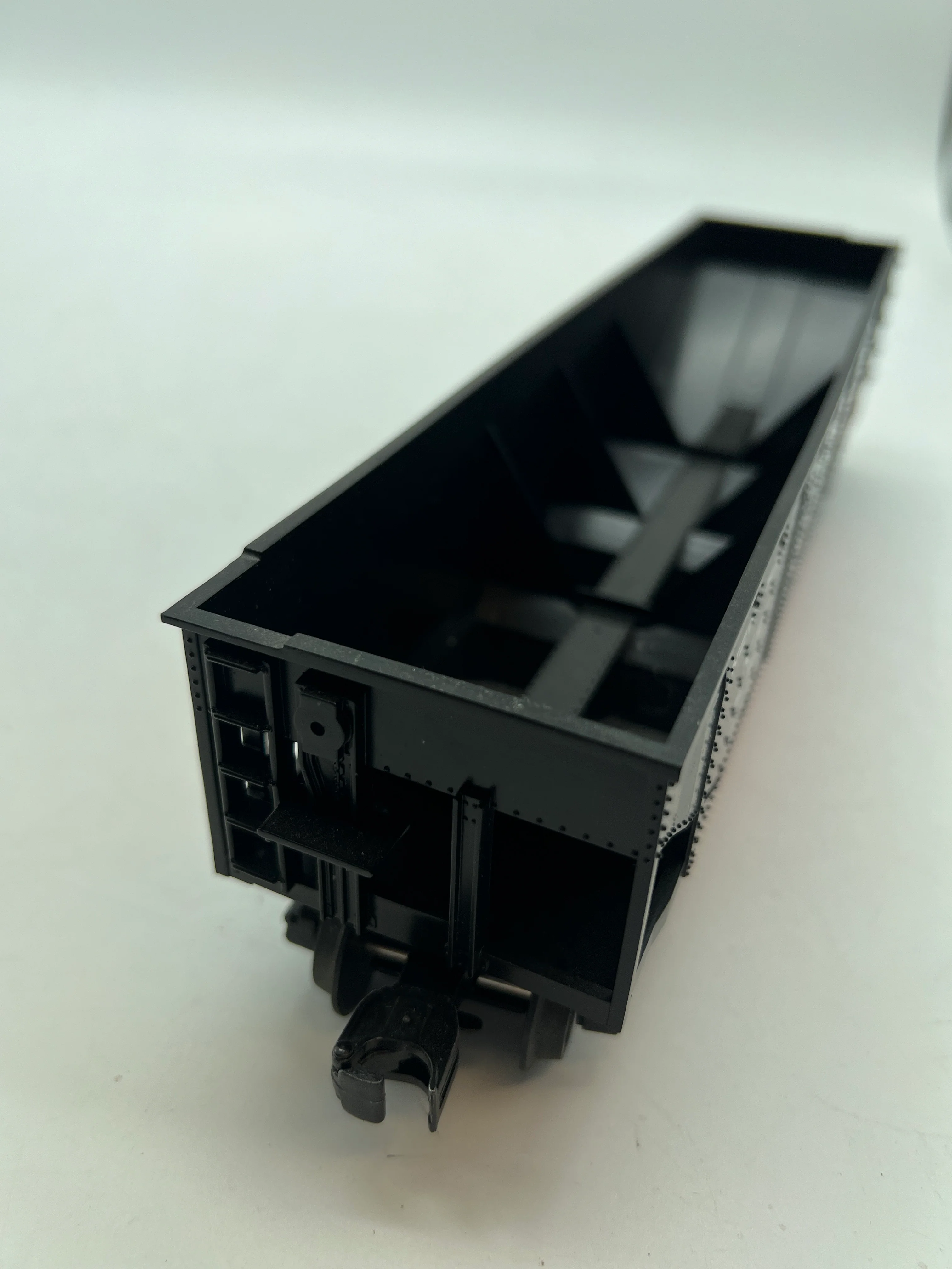 MTH Railking 30-75670 New Haven RailKing 4-Bay Hopper Car Road #81020 O SCALE as is missing coal load, brake wheel Used Excellent No Box - Image 2