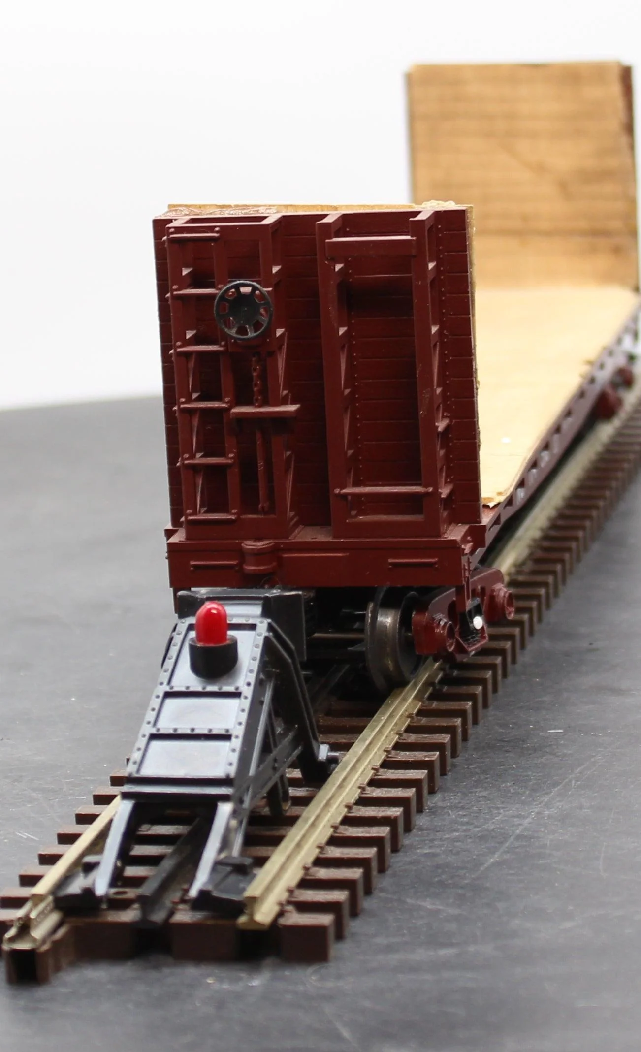 MTH Railking 30-76455 Norfolk Southern Flat Car - w/Bulkheads O SCALE Used Excellent - Image 2