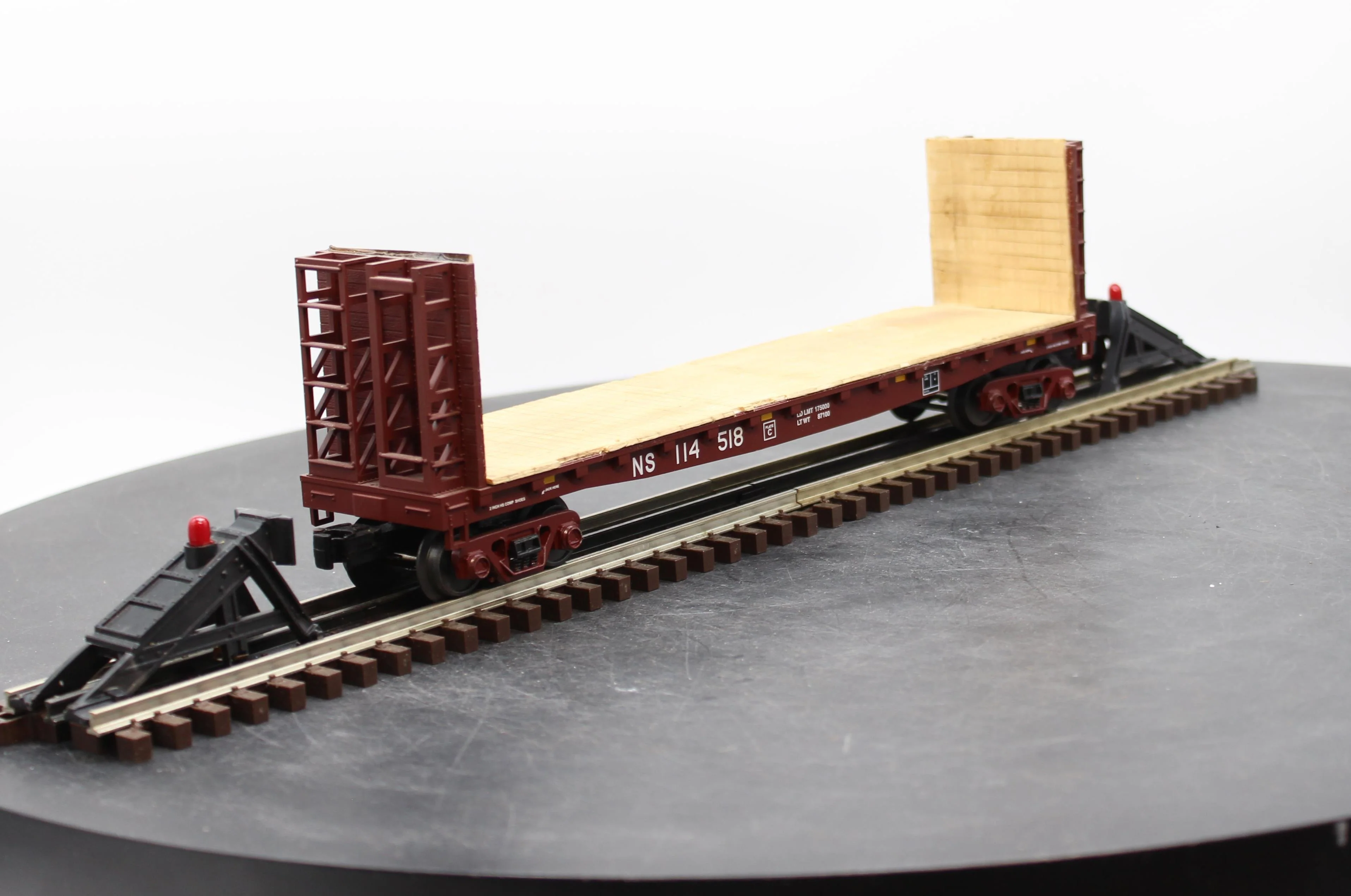 MTH Railking 30-76455 Norfolk Southern Flat Car - w/Bulkheads O SCALE Used Excellent - Image 5
