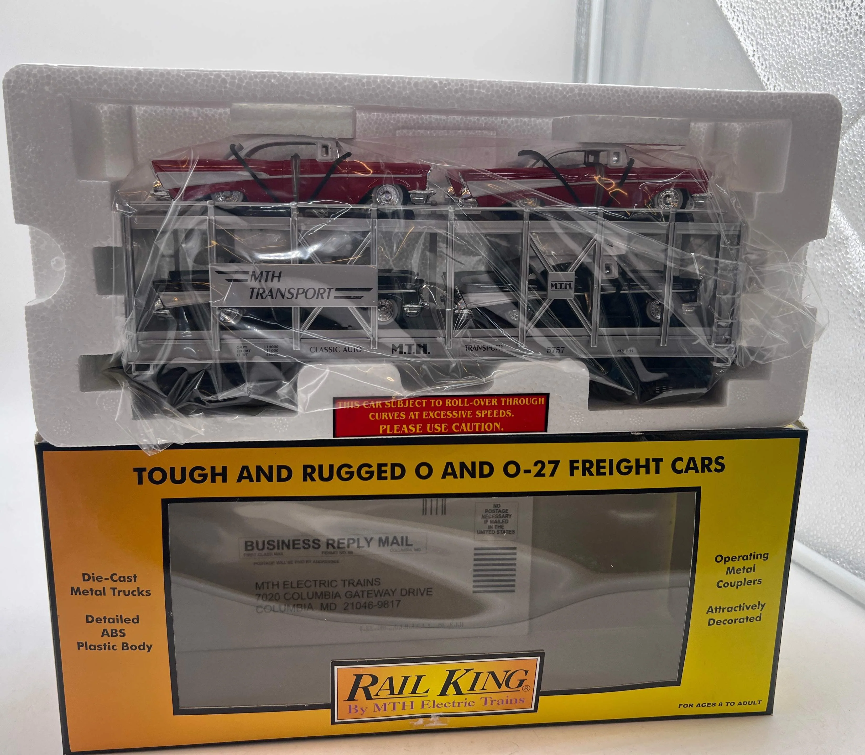 MTH Railking 30-7656 Auto Carrier Flat Car - Silver '57 Chevy (2 Red w/white top, 2 Black w/white top) O SCALE NEW - Image 2