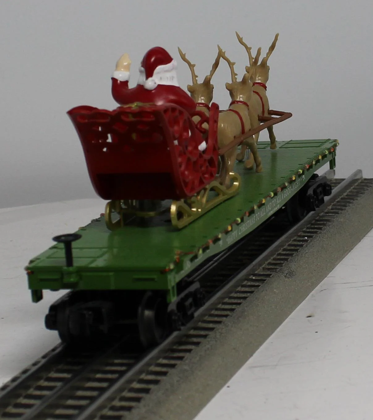 MTH Railking 30-76741 Christmas RailKing Flat Car w/LED Lights Santa Sleigh & Reindeer green O SCALE Like New - Image 8