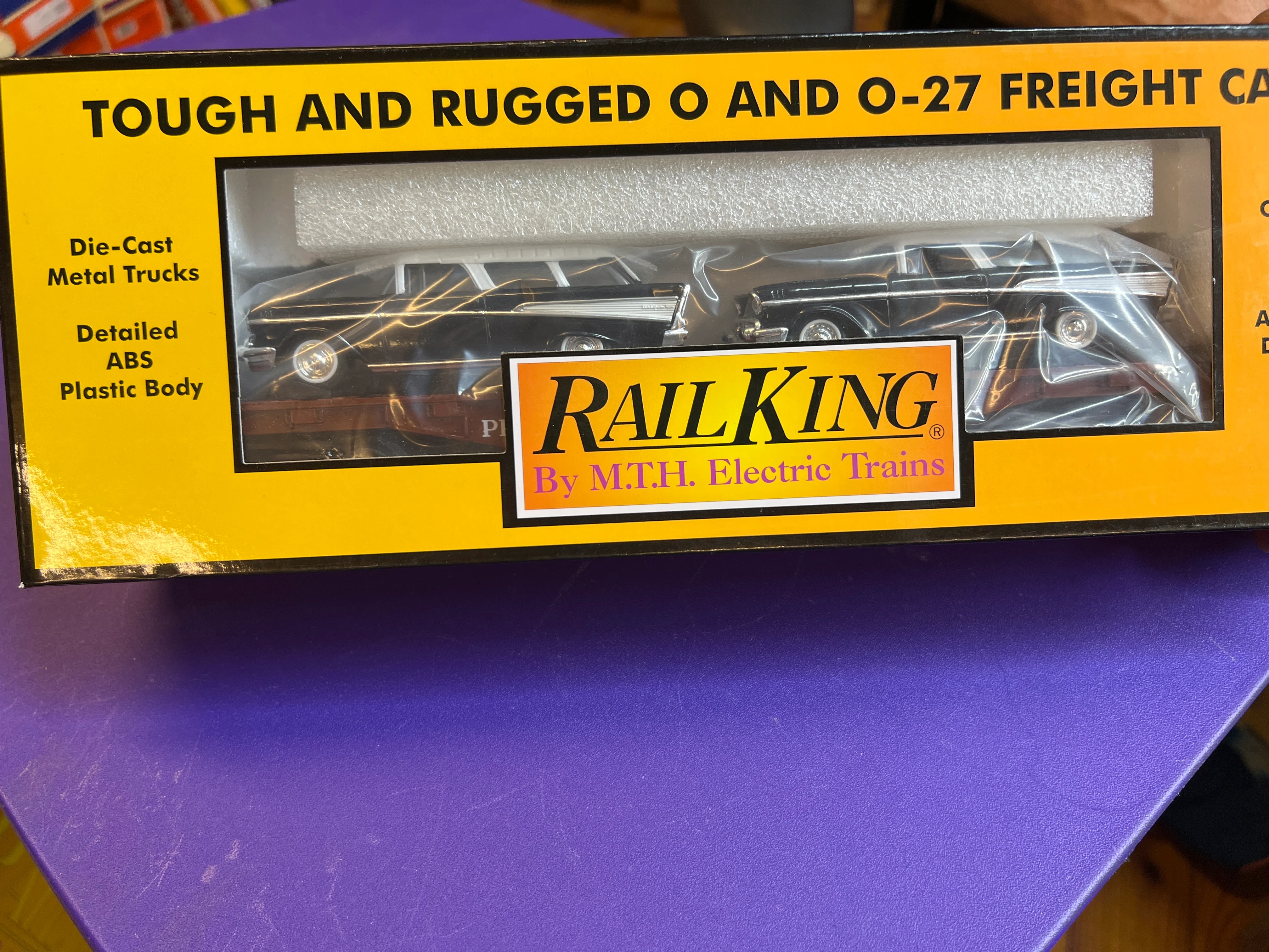 MTH Railking 30-76873 Pennsylvania O SCALE RailKing Flat Car w/(2) 57 Chevy Nomads NEW - Image 3