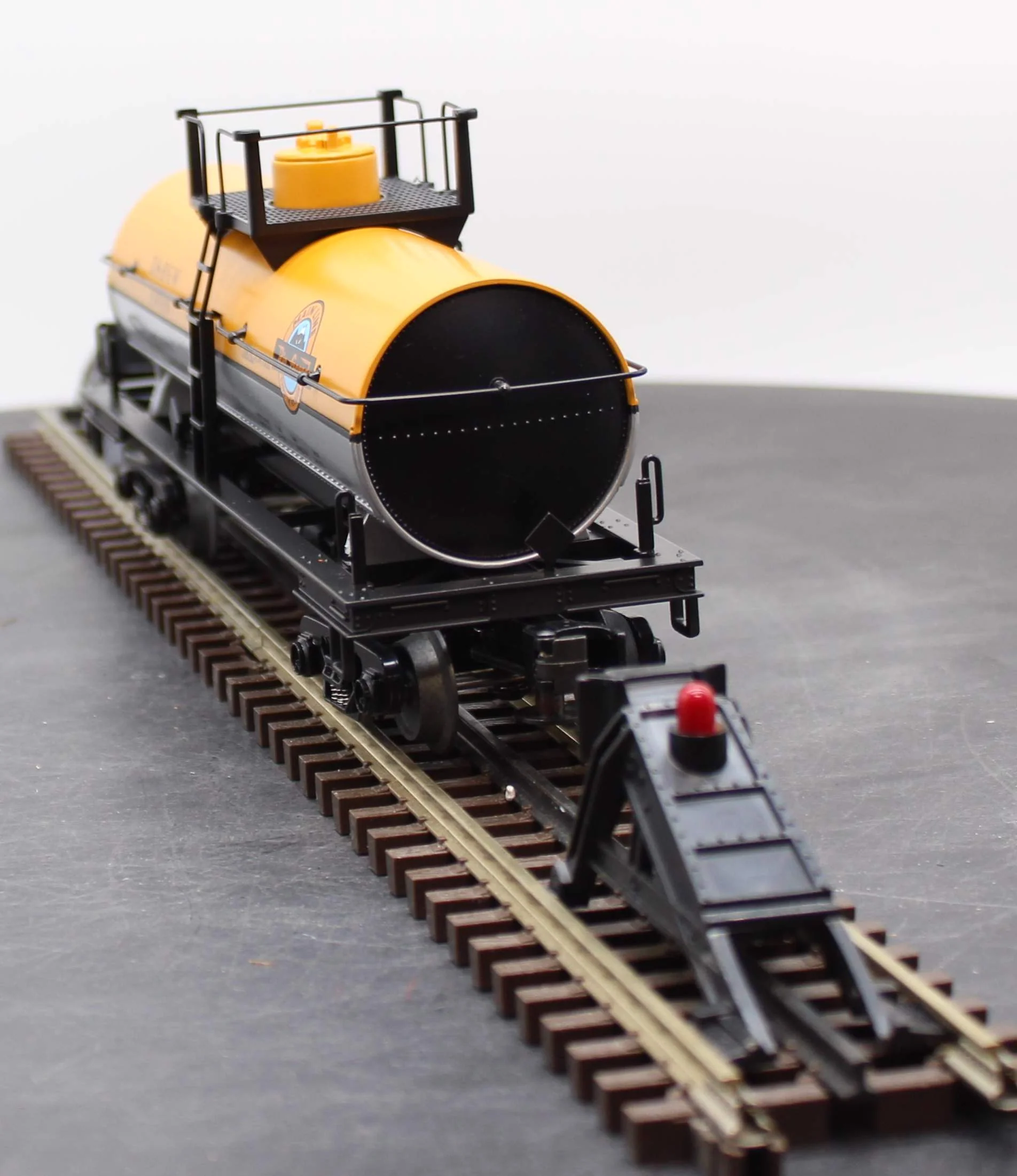 MTH Railking 30-8102 Denver & Rio Grande Die-Cast Tank Car Silver/Orange O SCALE NEW - Image 6