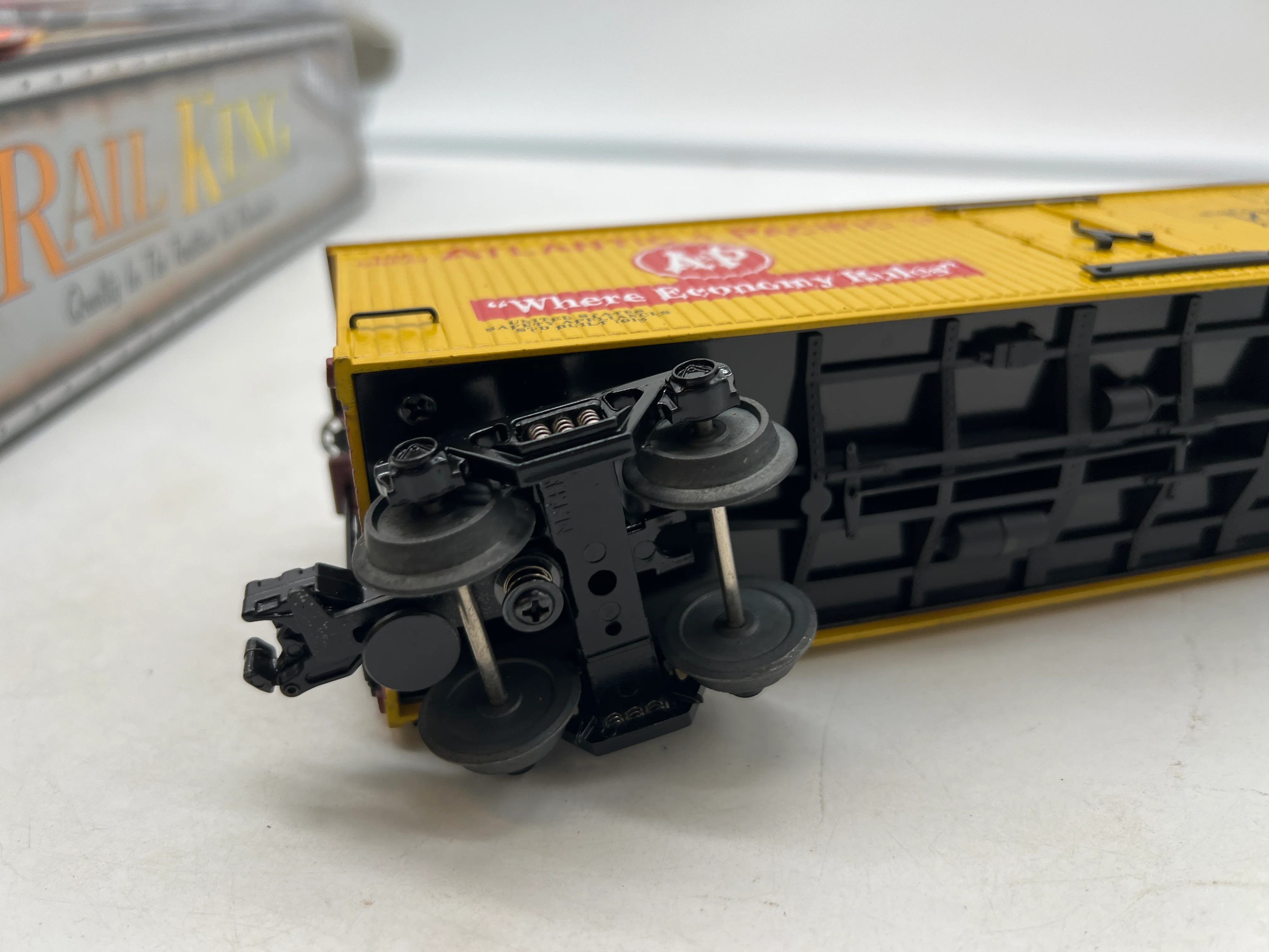 MTH Railking 30-8606 A&P Die-Cast Reefer Car A&P No. 23027 O Scale Like New - Image 7